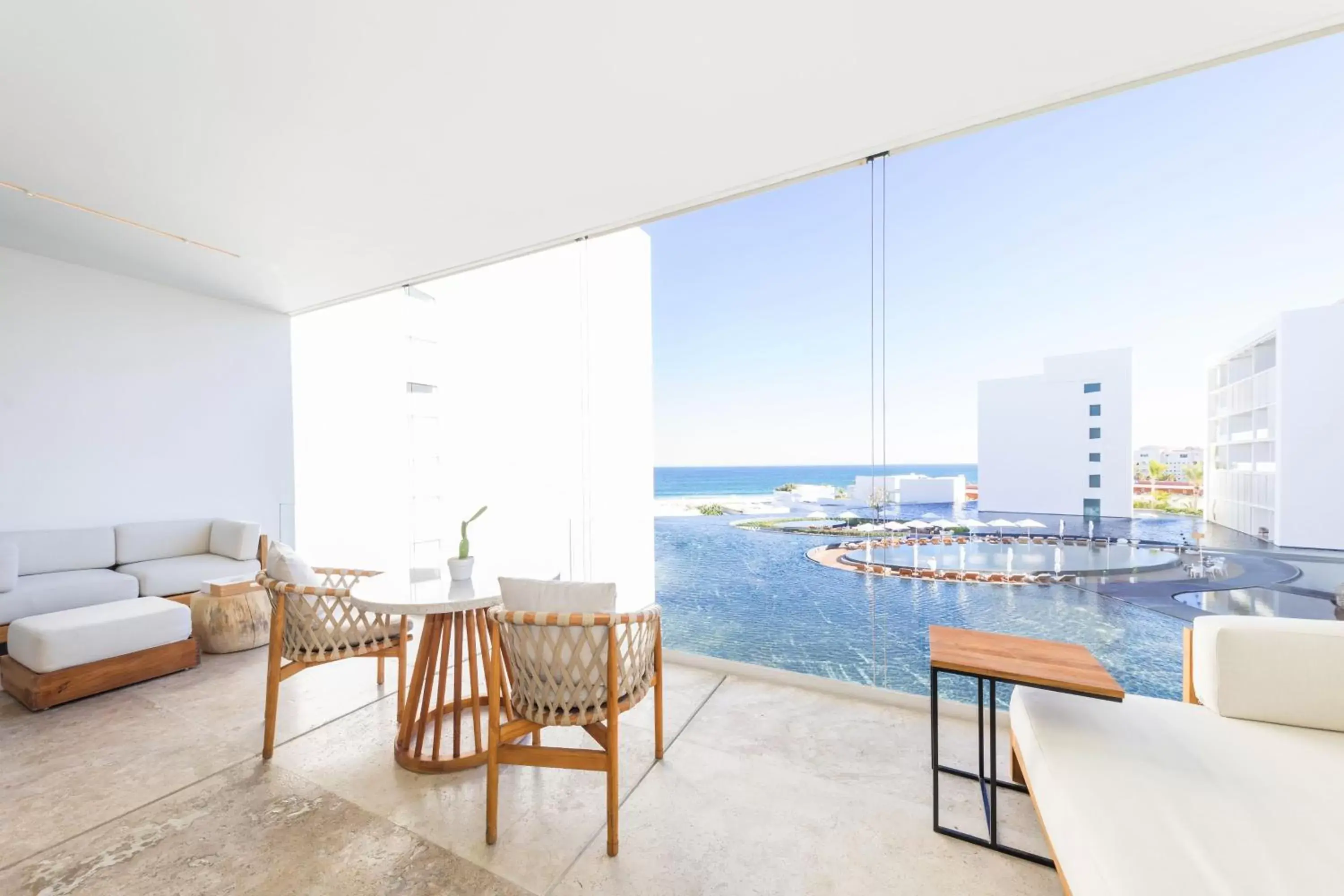 Living room in Viceroy Los Cabos