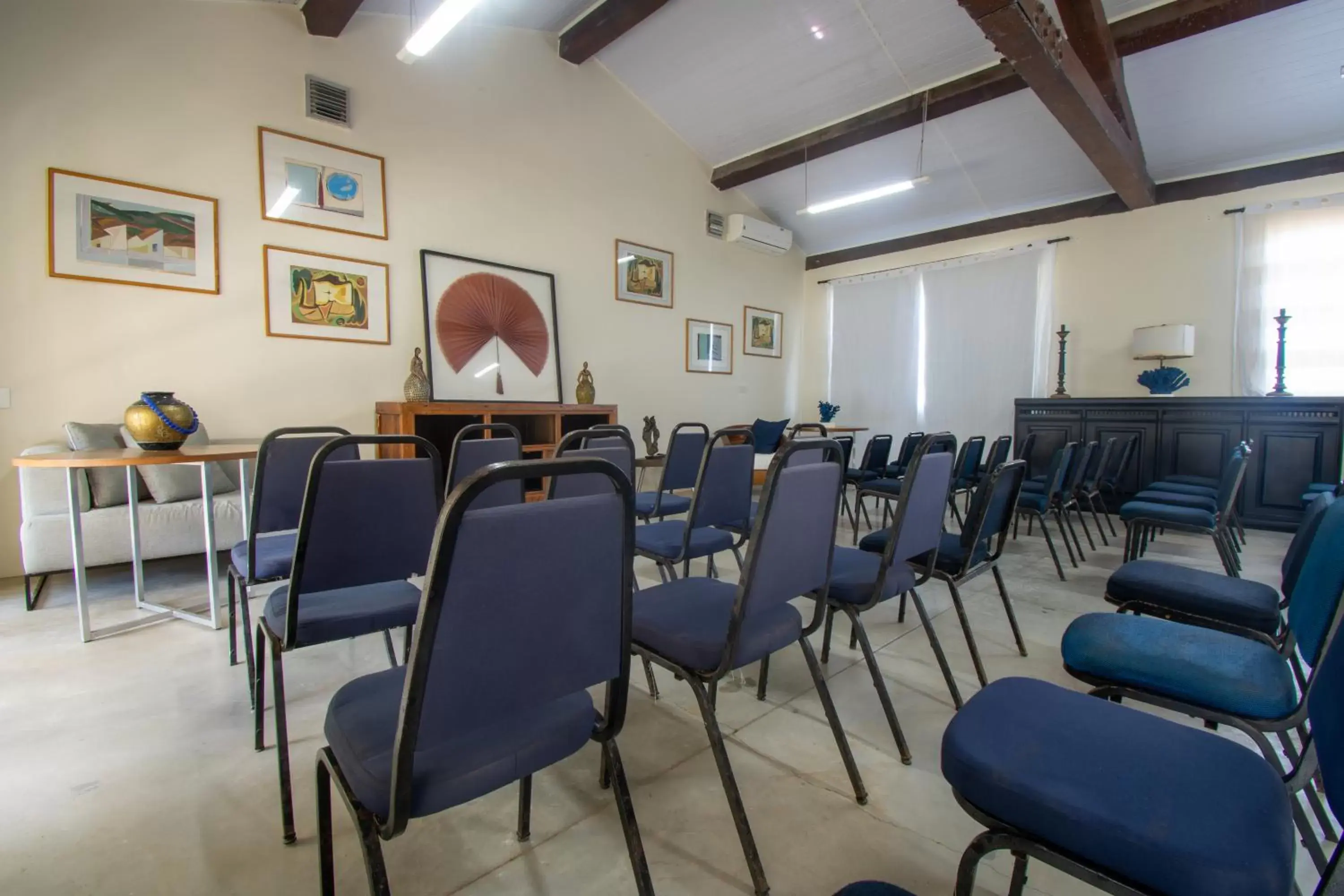 Meeting/conference room in Armação dos Búzios Pousada Design