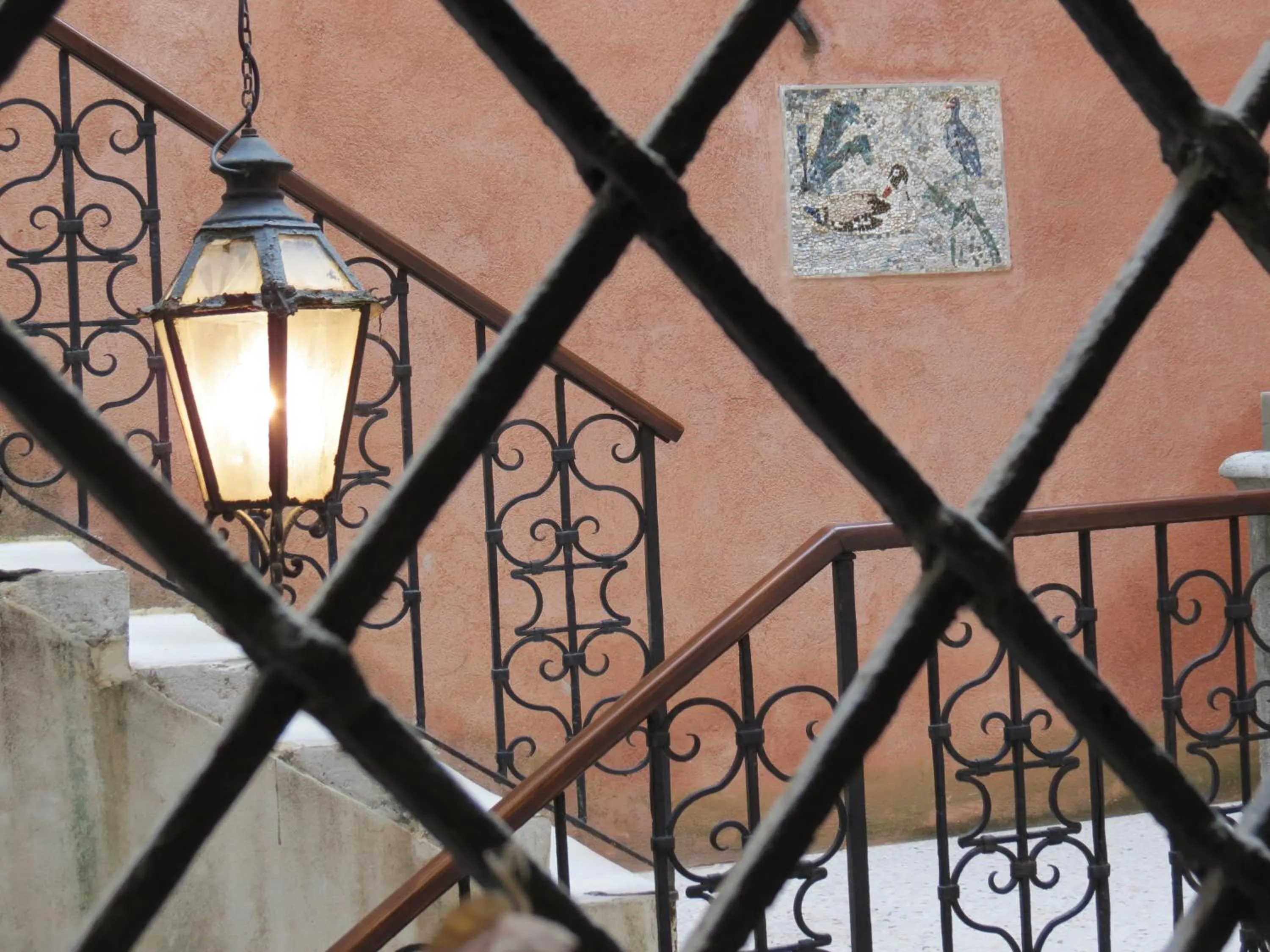 Decorative detail in Hotel Bridge