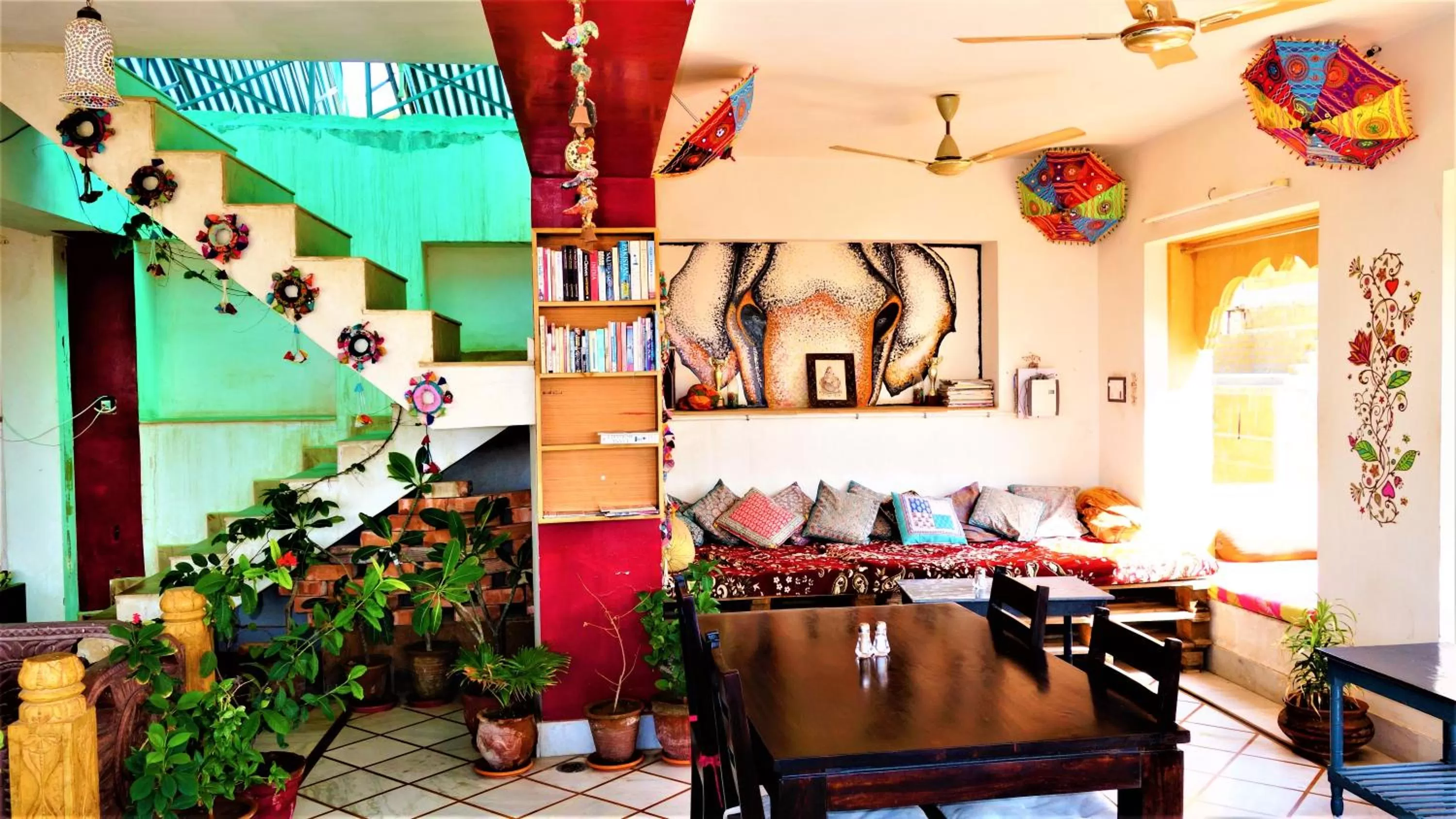 Restaurant/places to eat in The Wanderlust Guest House & Safari