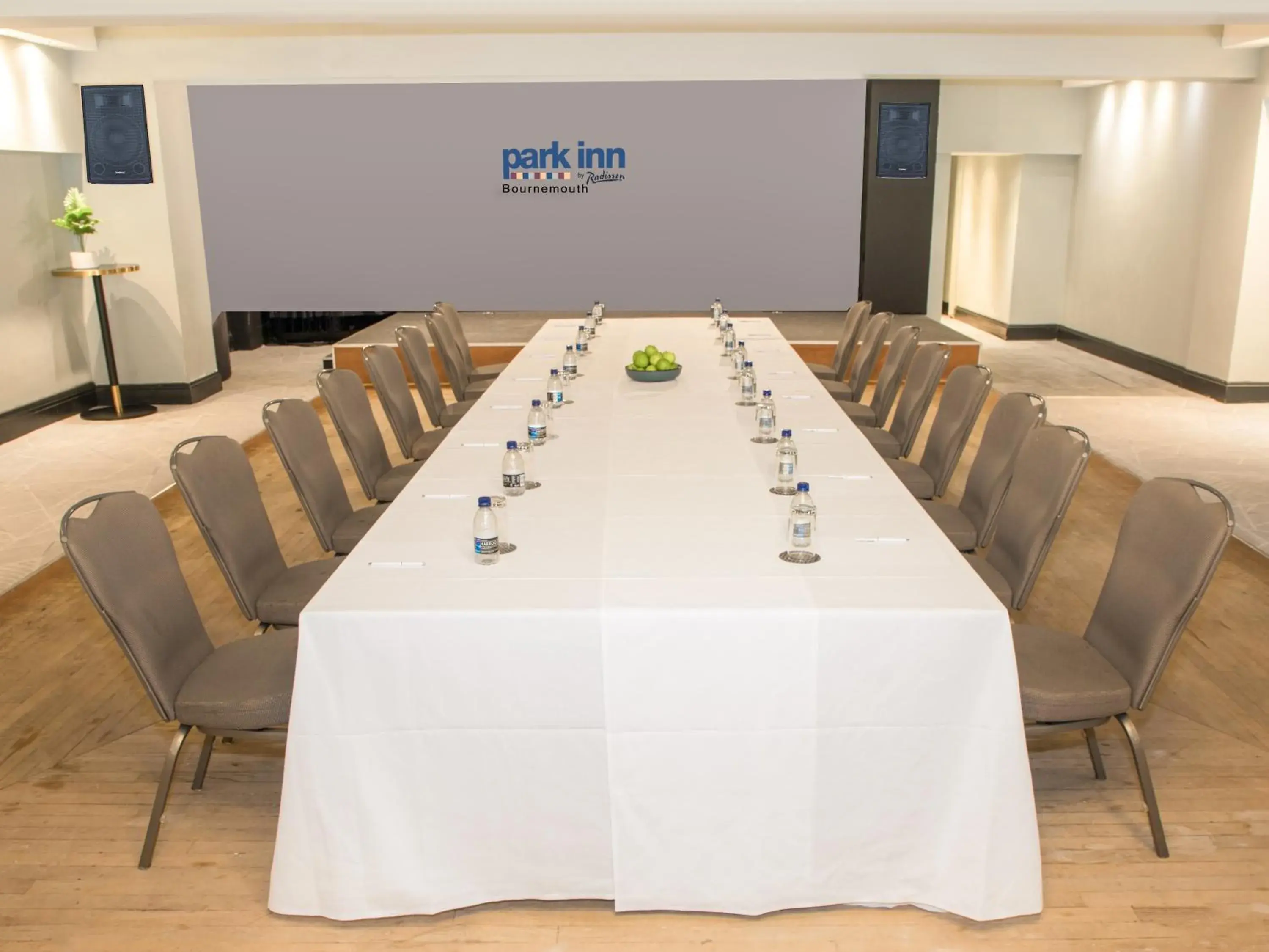 Meeting/conference room in Park Inn by Radisson Bournemouth