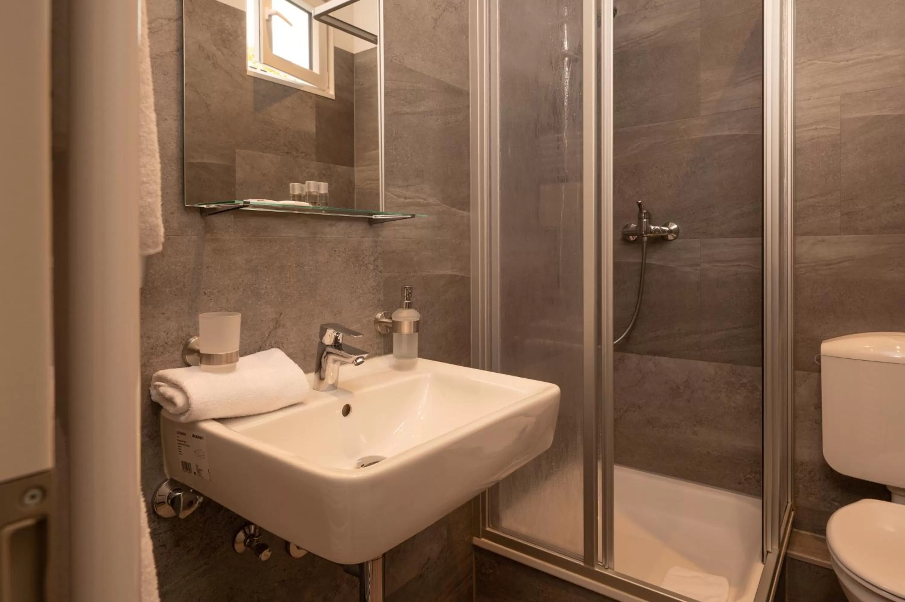 Bathroom in Hotel Burgblick