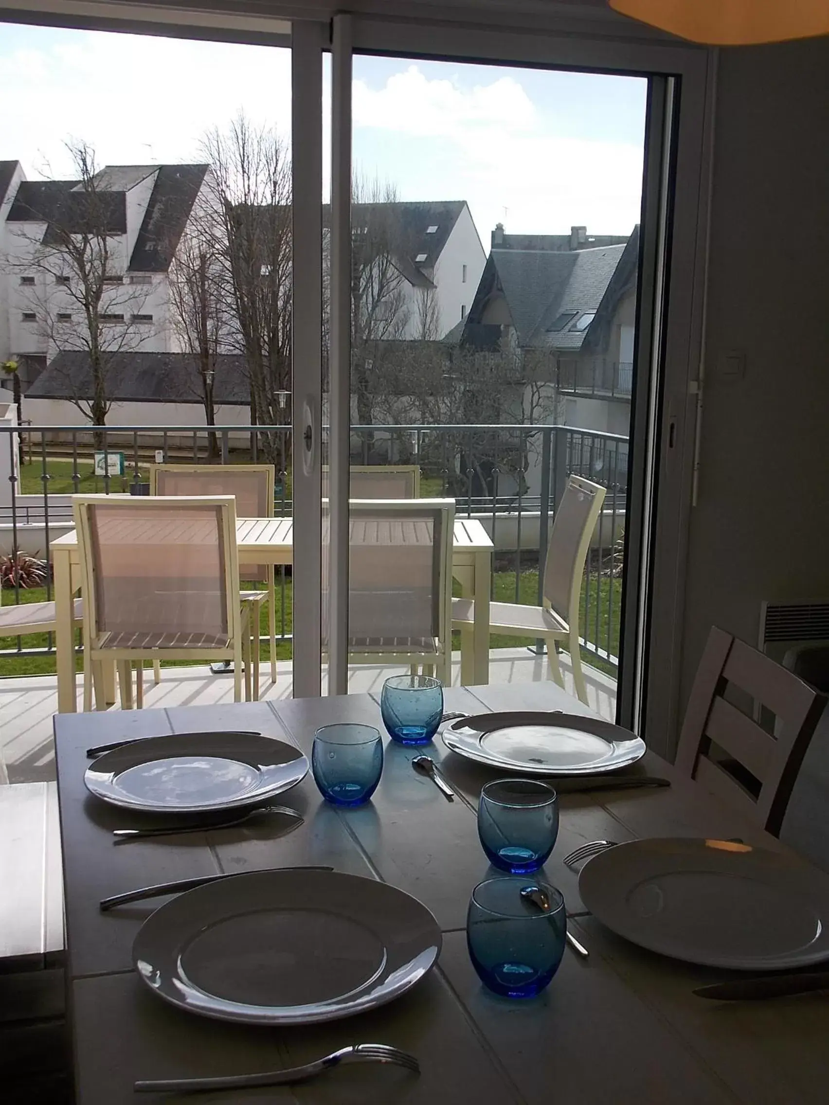 Balcony/Terrace in Résidence Vacances Bleues Les Jardins d'Arvor