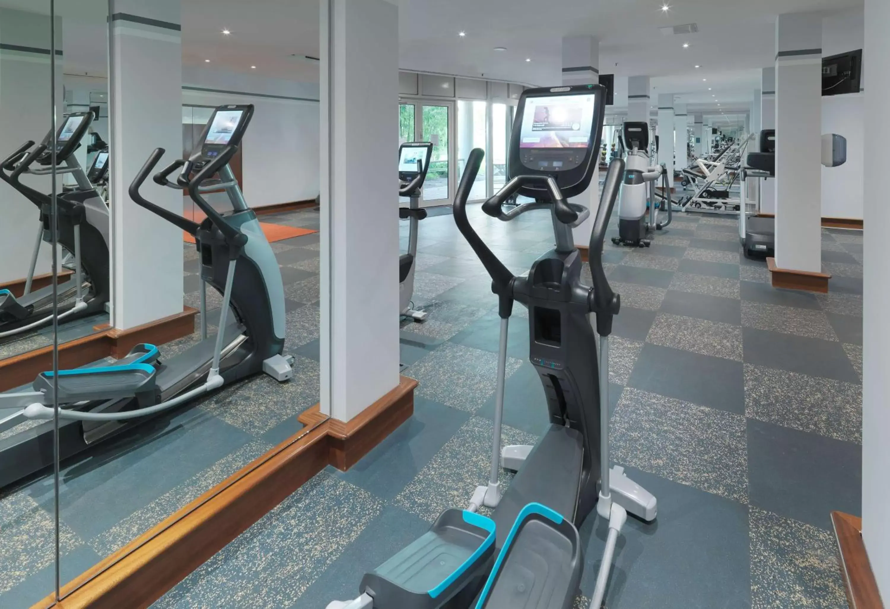 Spa and wellness centre/facilities, Fitness Center/Facilities in Radisson Blu Park Hotel & Conference Centre