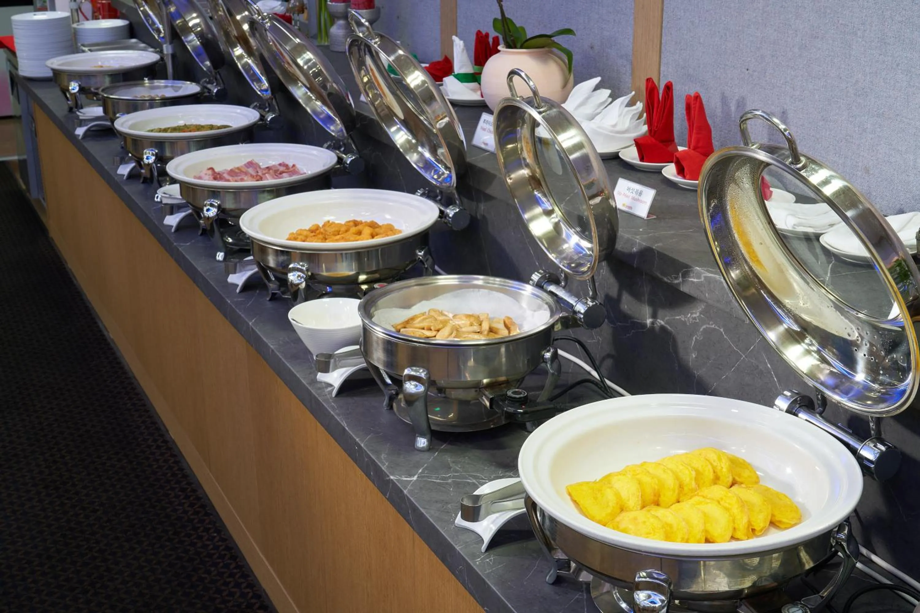 Breakfast in Gyeongju GG Tourist Hotel