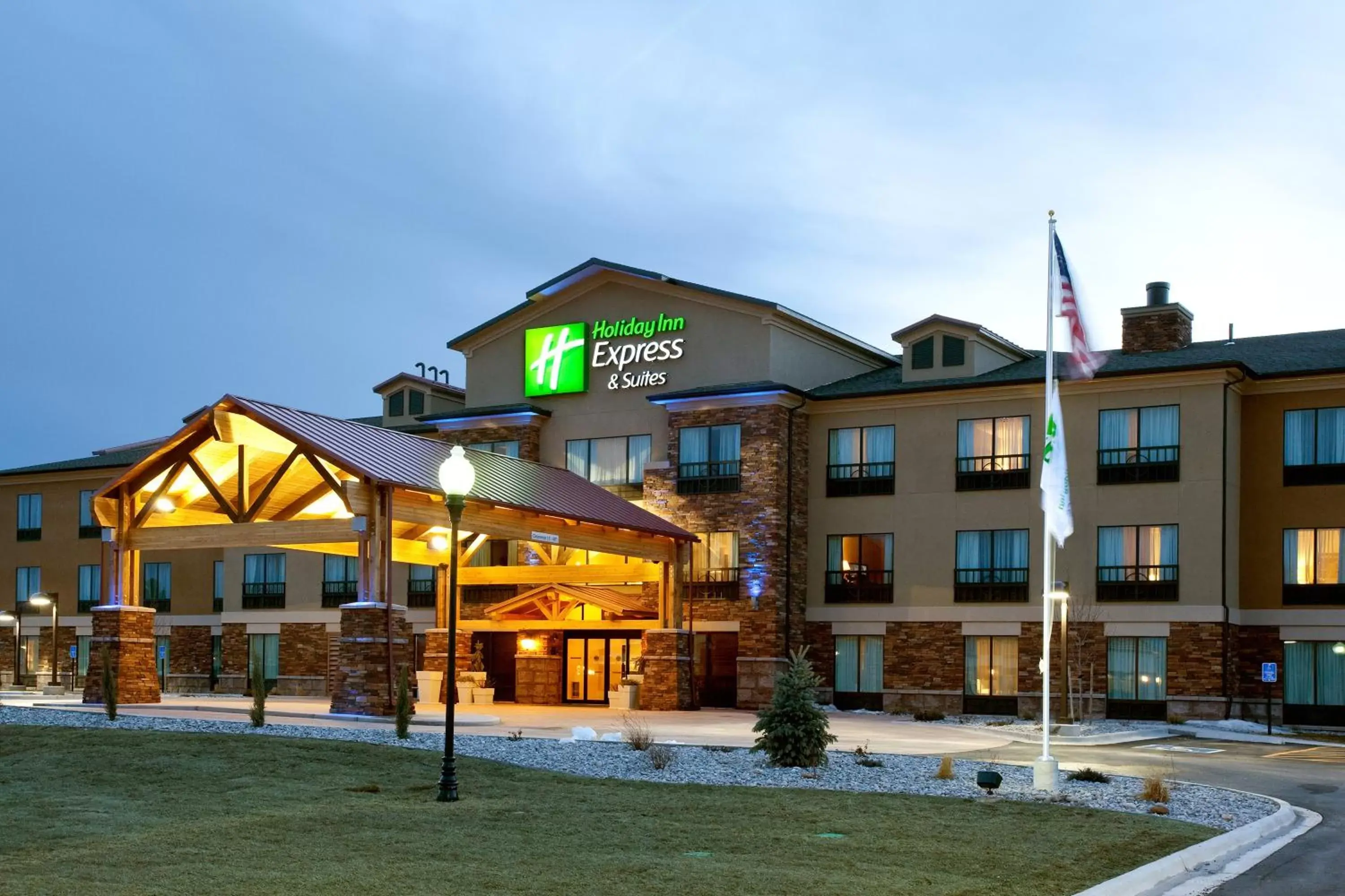 Property Building in Holiday Inn Express Hotel & Suites Lander, an IHG Hotel