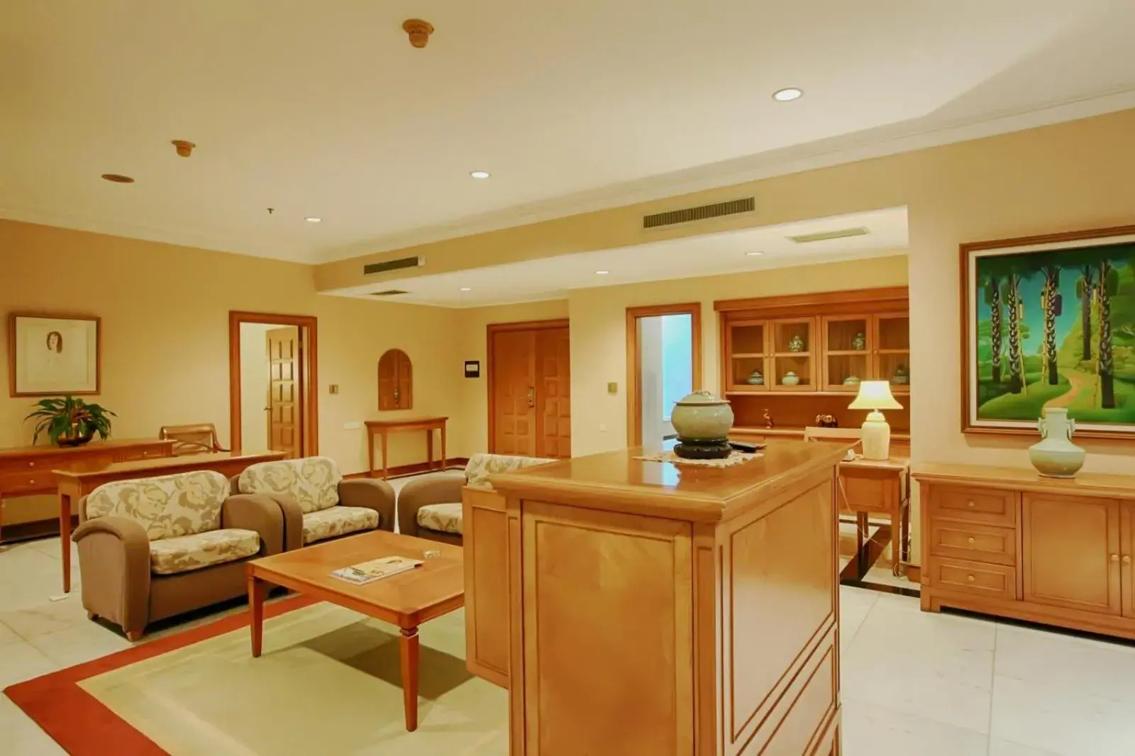 Living room, Lobby/Reception in Grand Hotel Preanger