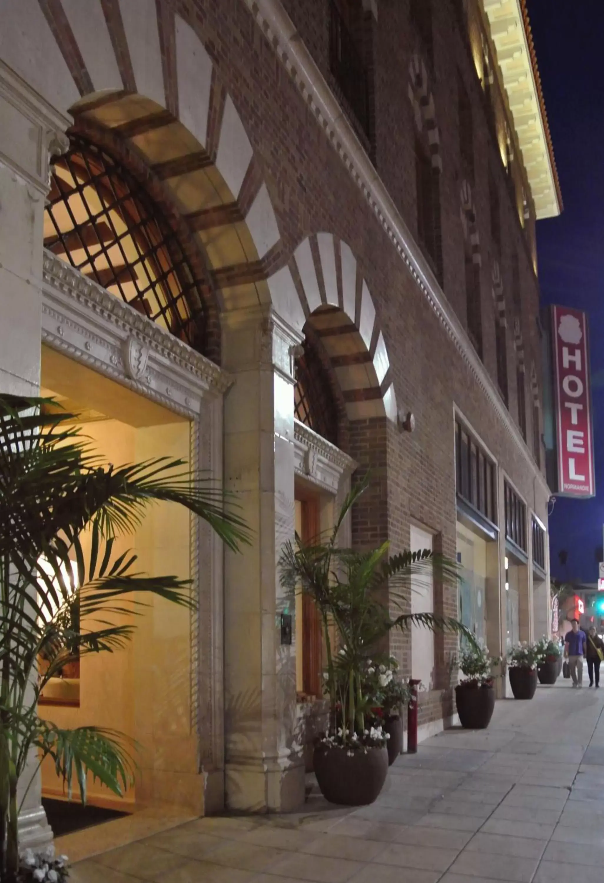 Facade/entrance in Hotel Normandie - Los Angeles