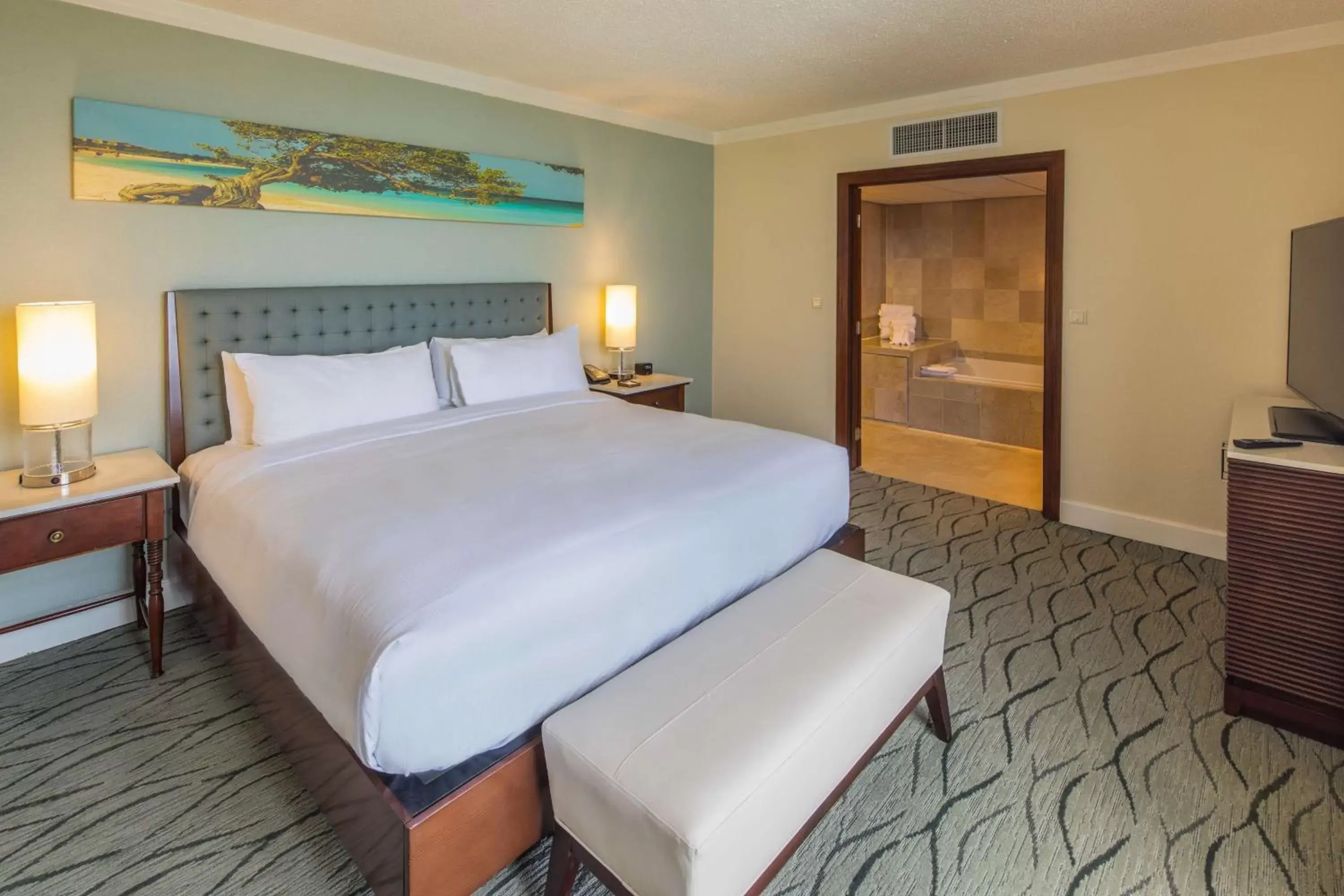 Bathroom, Bed in Hilton Aruba Caribbean Resort & Casino