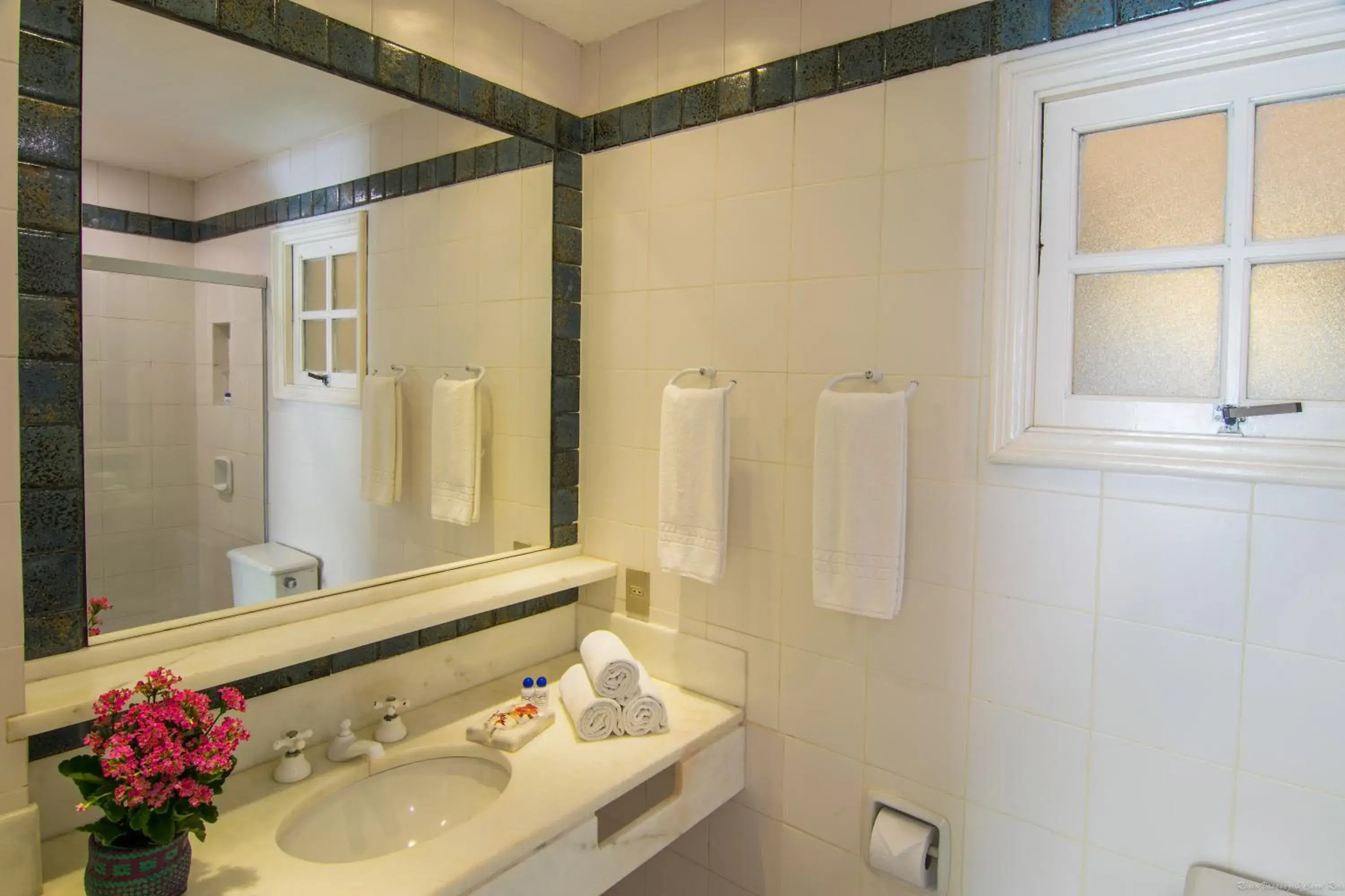 Bathroom in Hotel Doce Mar