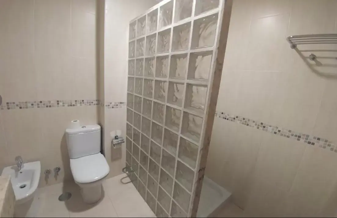 Bathroom in Hotel San Millán