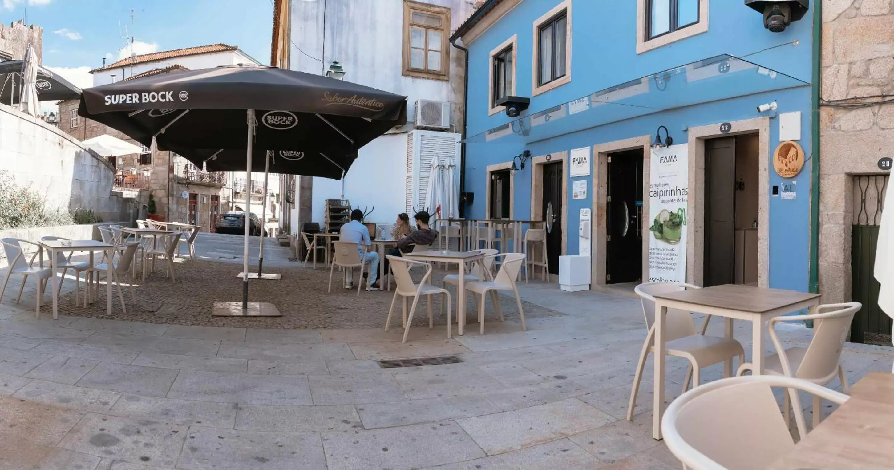 Facade/entrance, Restaurant/Places to Eat in Blue House Ponte de Lima