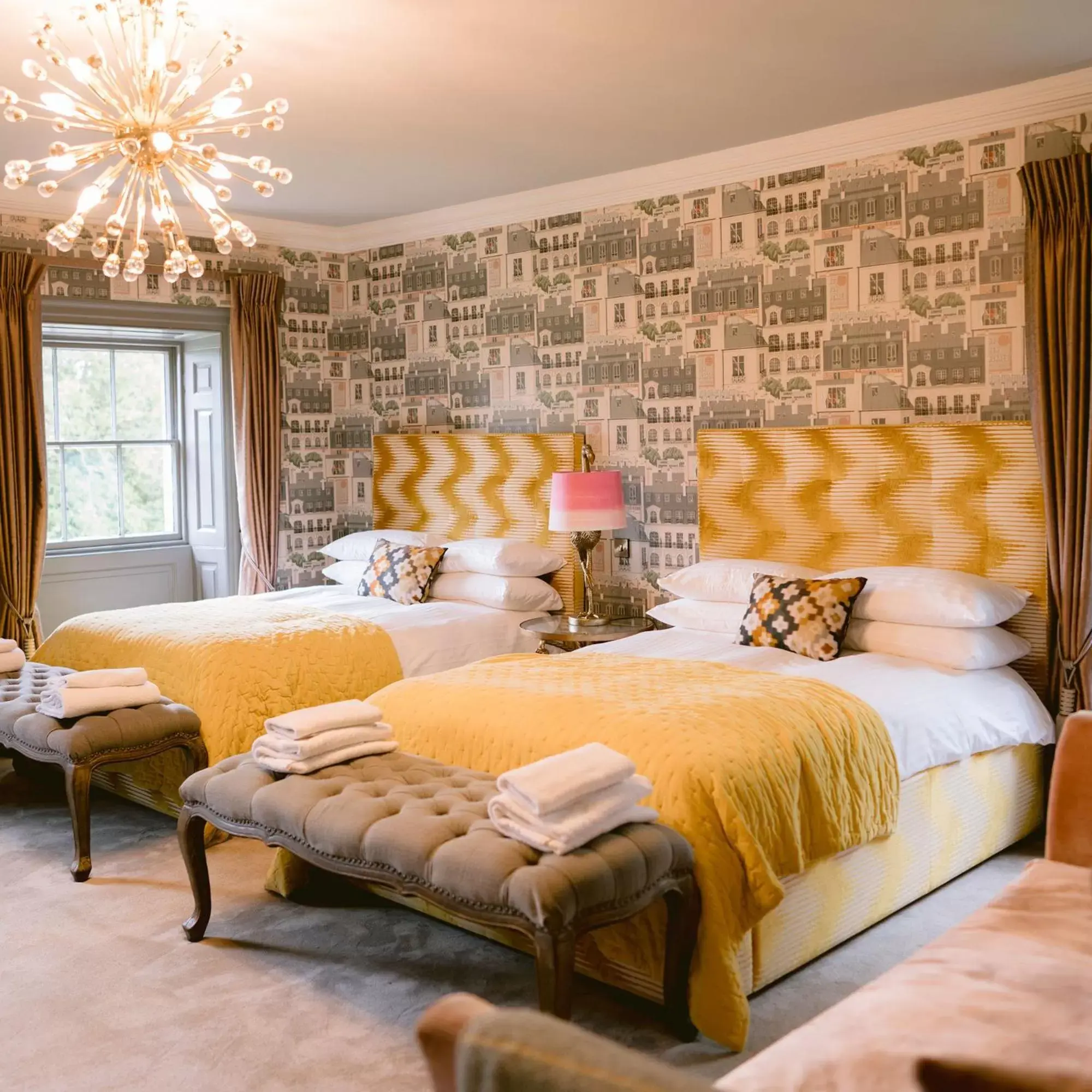 Bedroom, Bed in Charlton Hall Estate