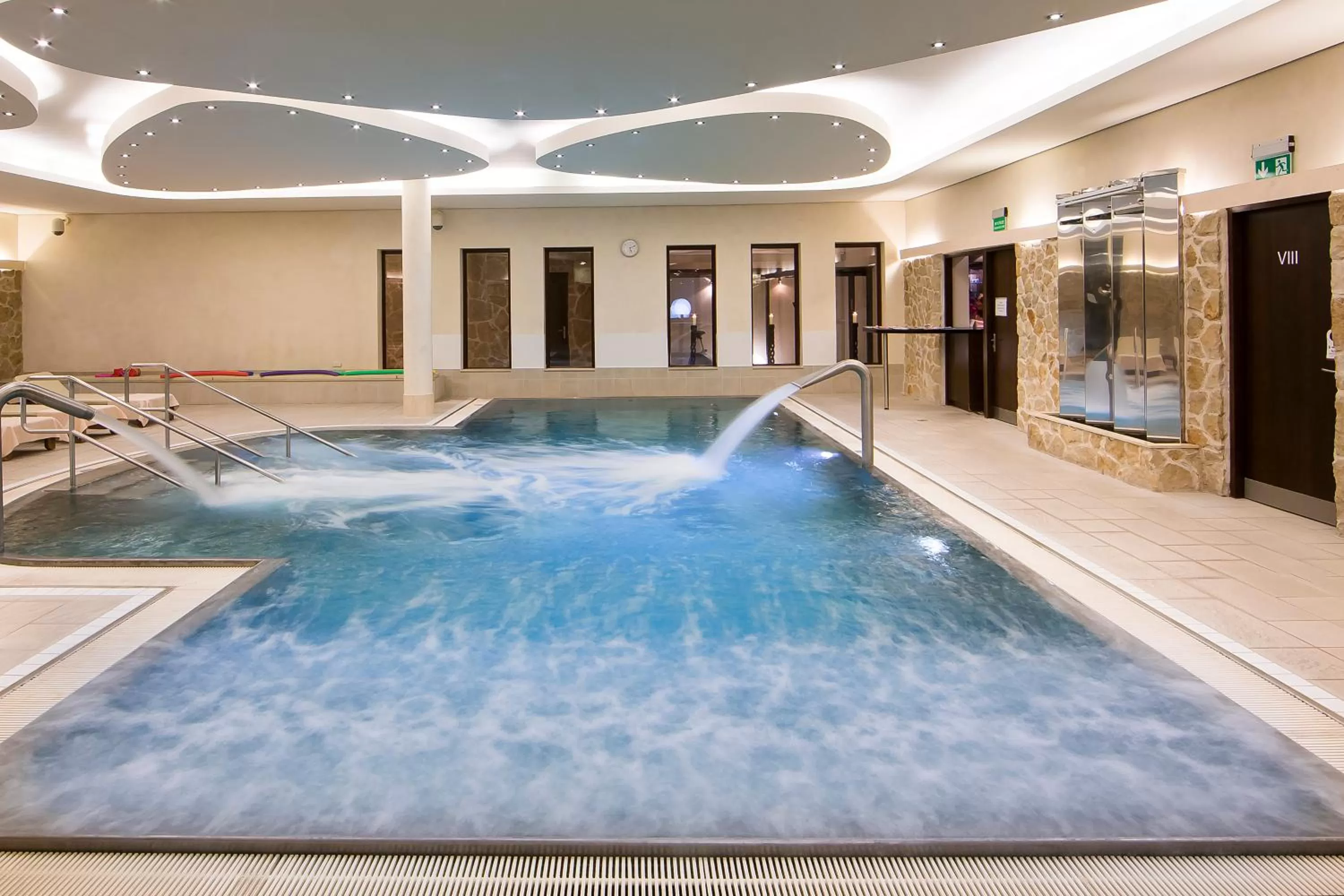 Swimming pool in Hotel Król Kazimierz