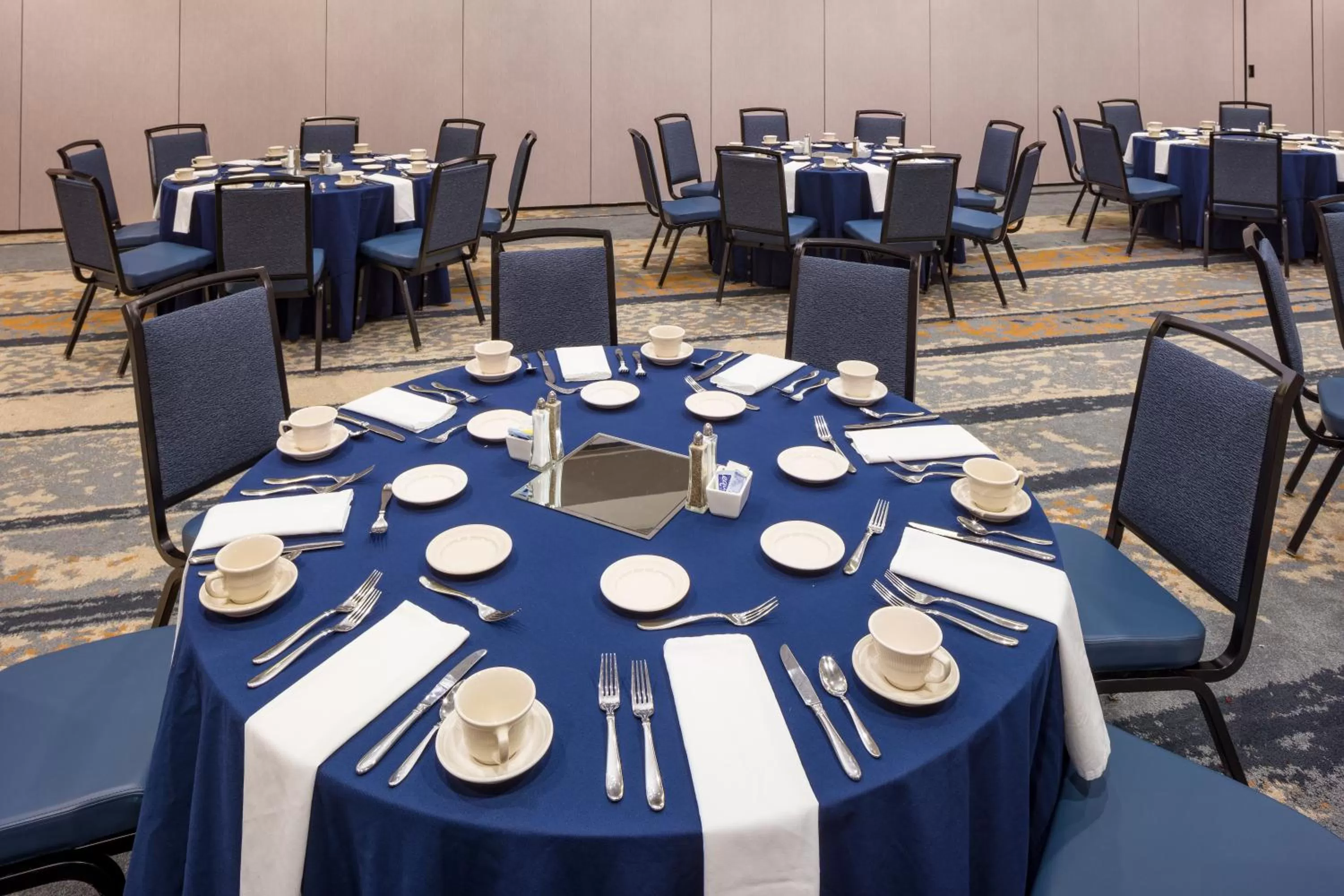 Banquet/Function facilities in Hotel 1620 Plymouth Harbor