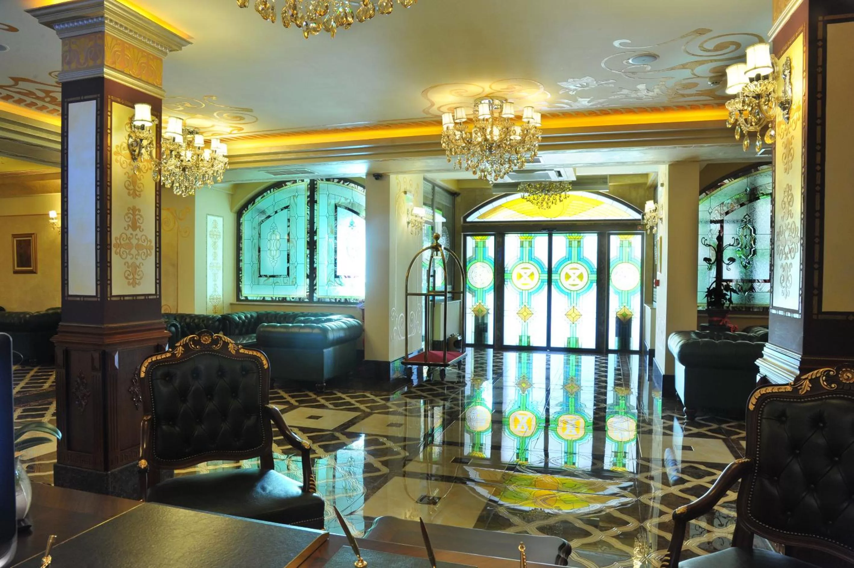 Lobby or reception in Park Hotel Stara Zagora