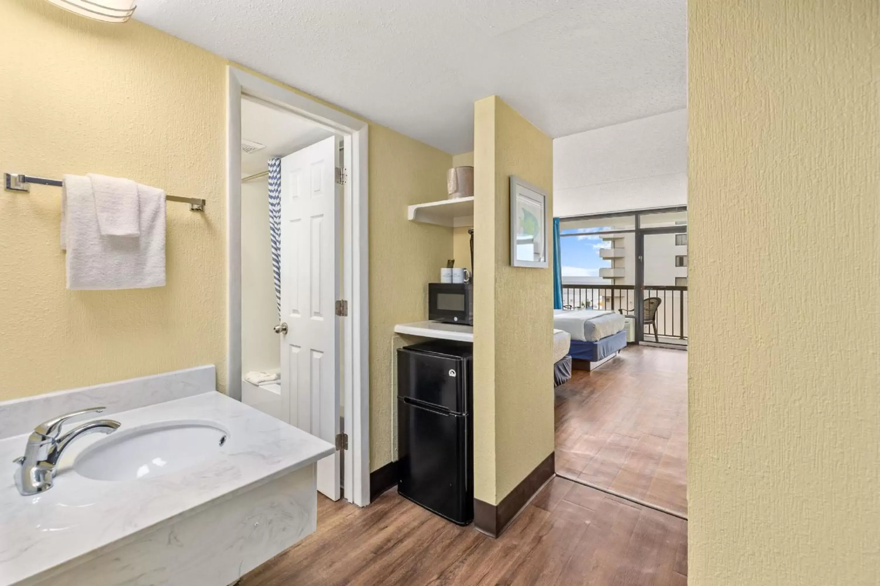 Other, Bathroom in North Shore Oceanfront Resort Hotel