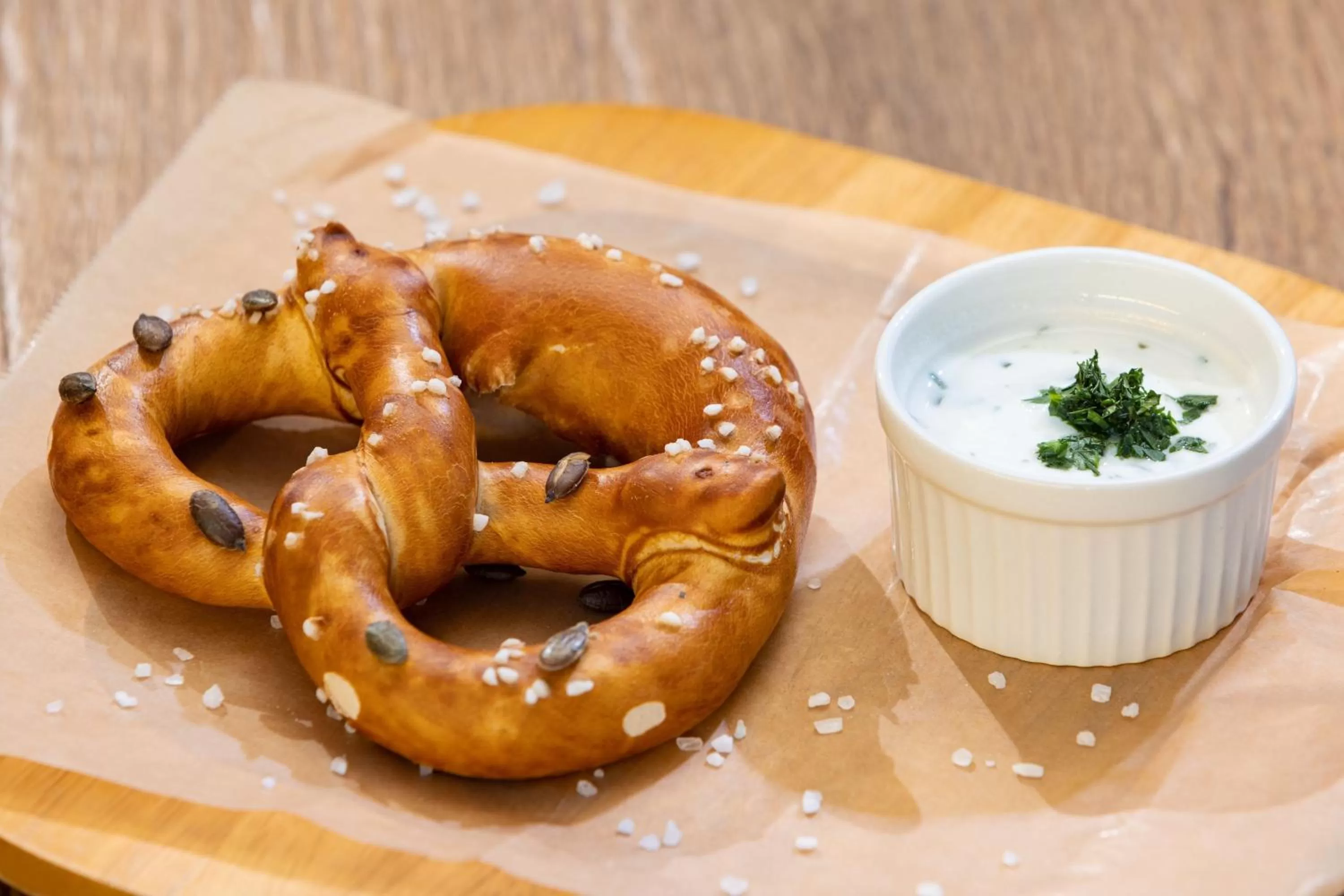 Restaurant/places to eat in Four Points by Sheraton Munich Arabellapark