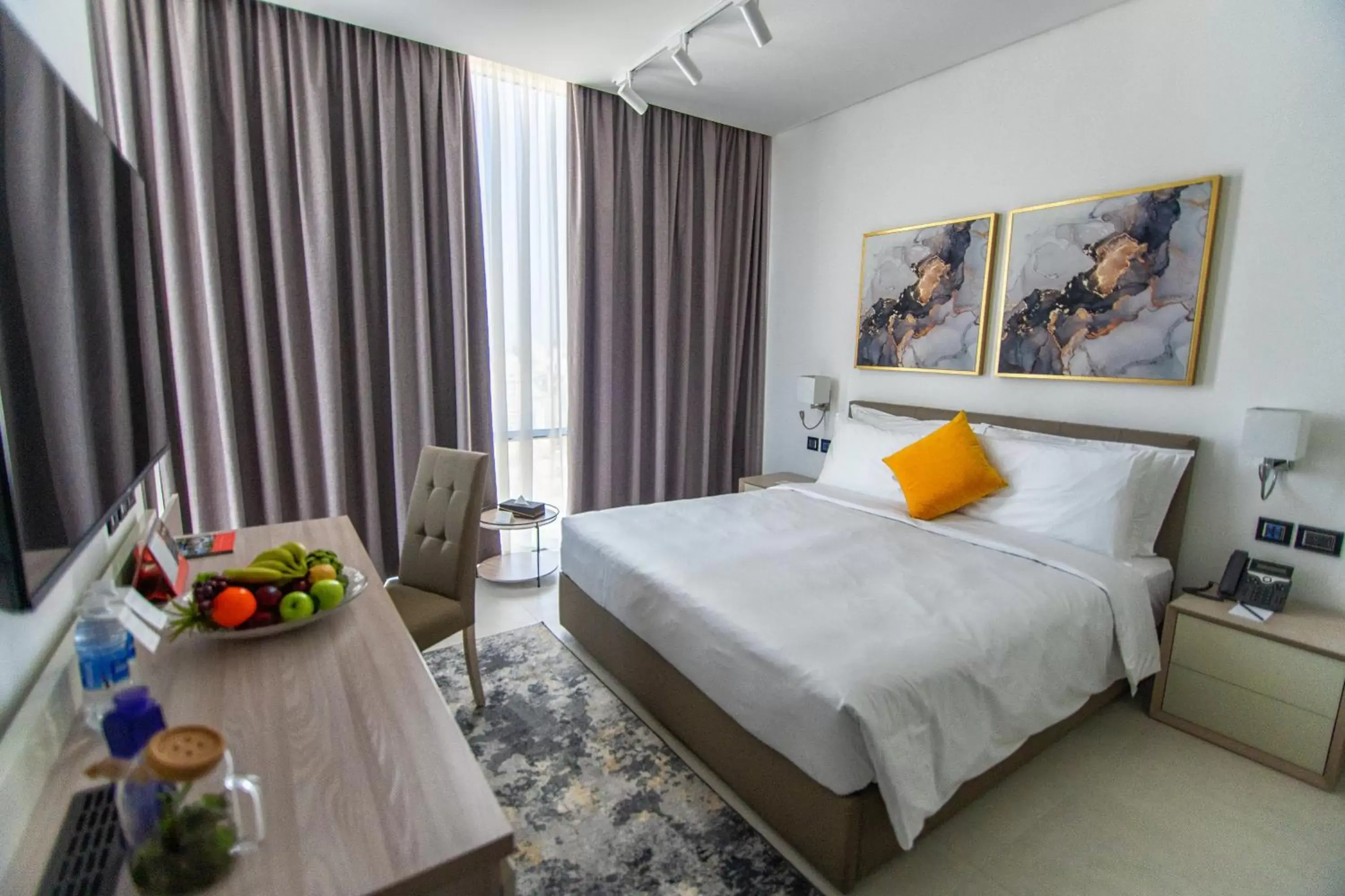 Photo of the whole room, Bed in Swiss-Belinn Sharq, Kuwait Photo of the whole room, Bed in Swiss-Belinn Sharq, Kuwait