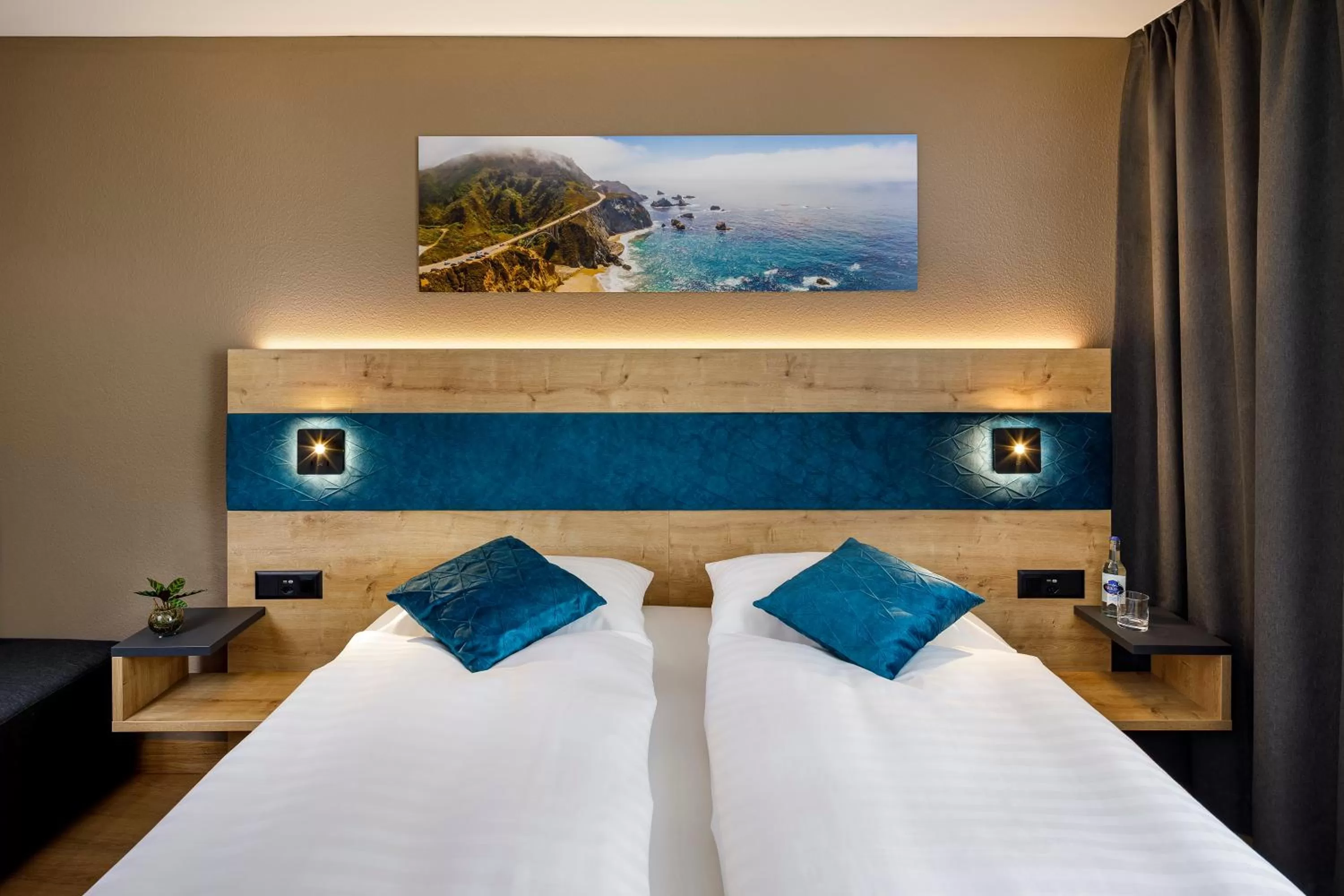 Bed in Hotel California