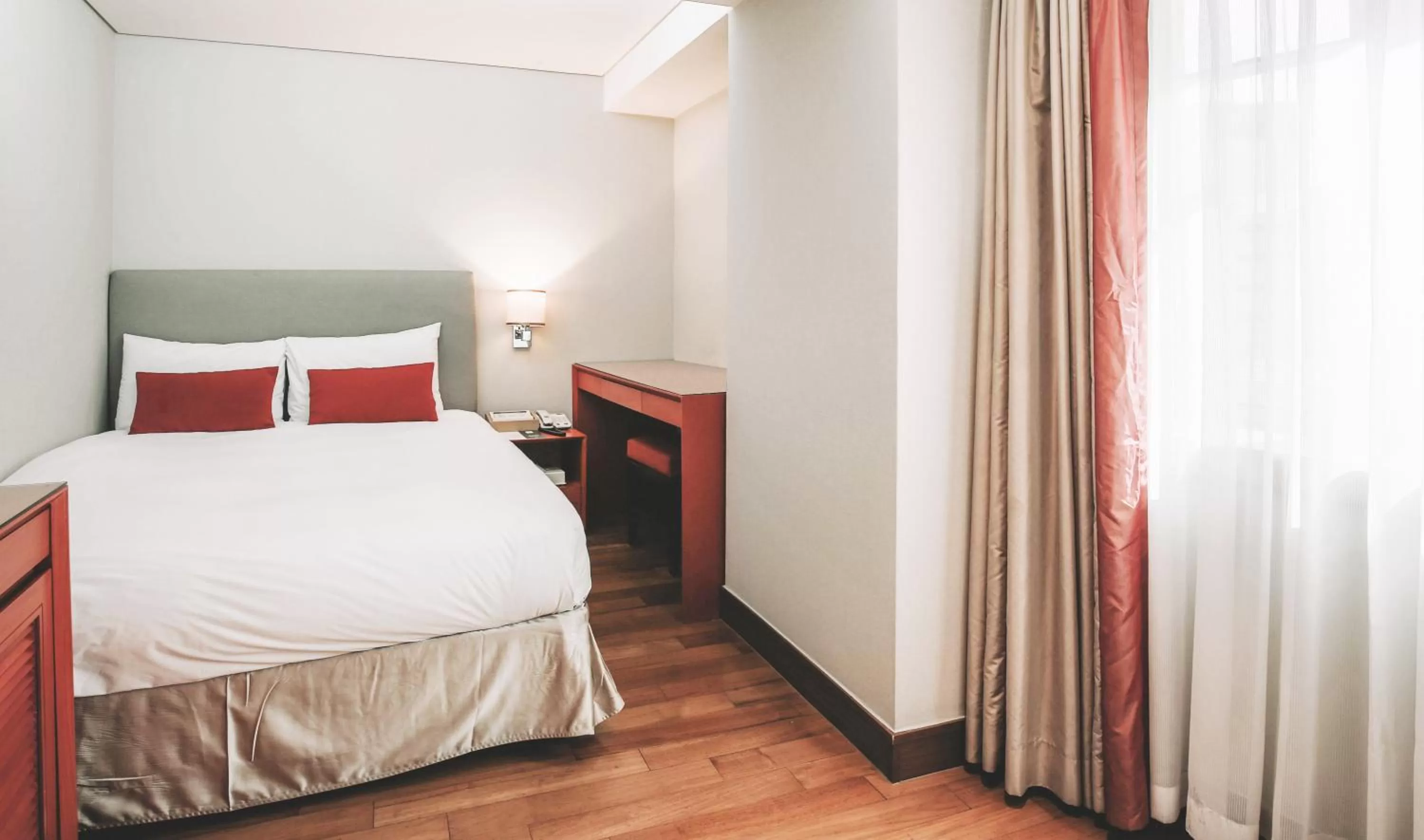 Business Double Room in Hotel Prince Seoul