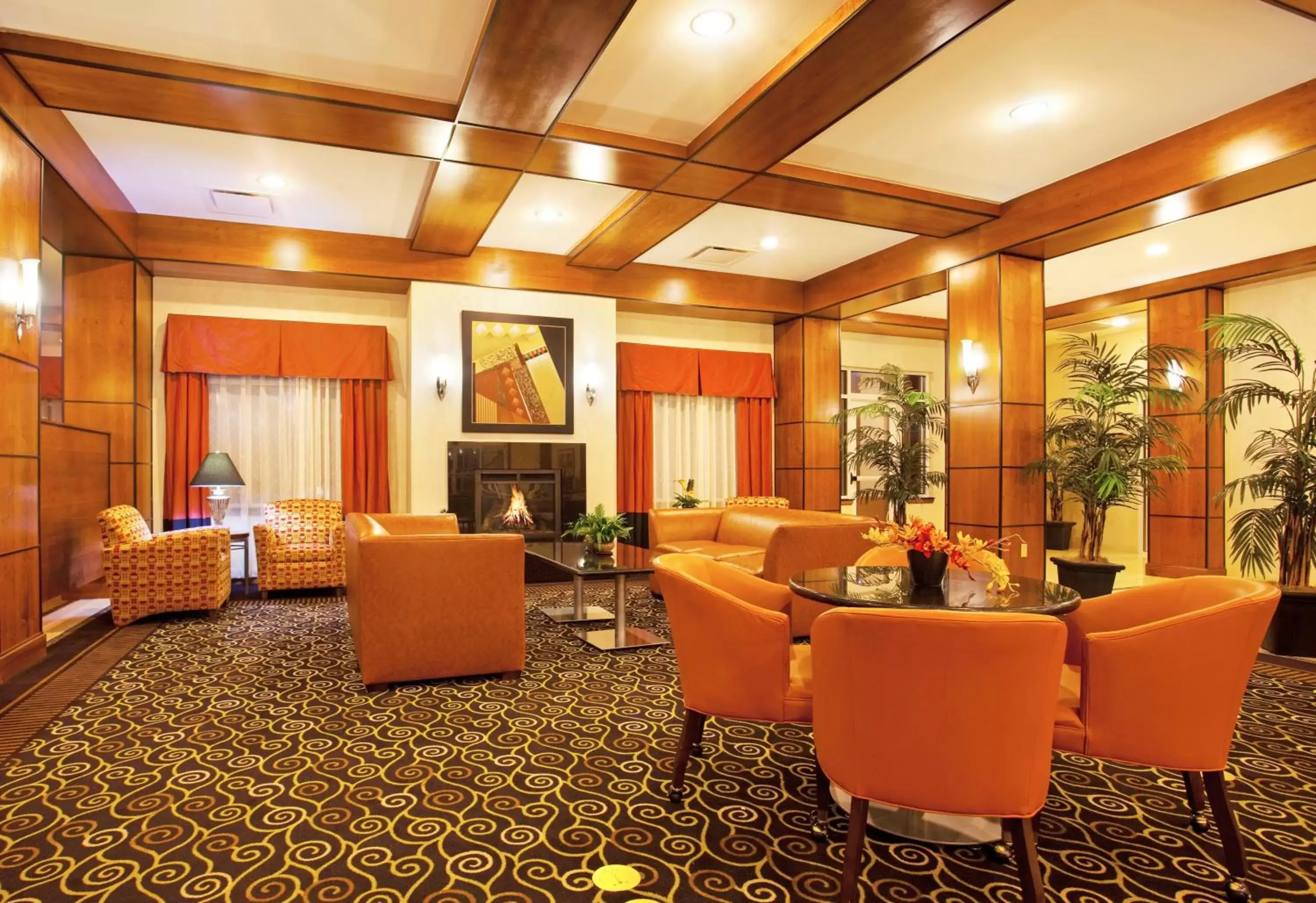 Lobby or reception in Holiday Inn Battle Creek, an IHG Hotel