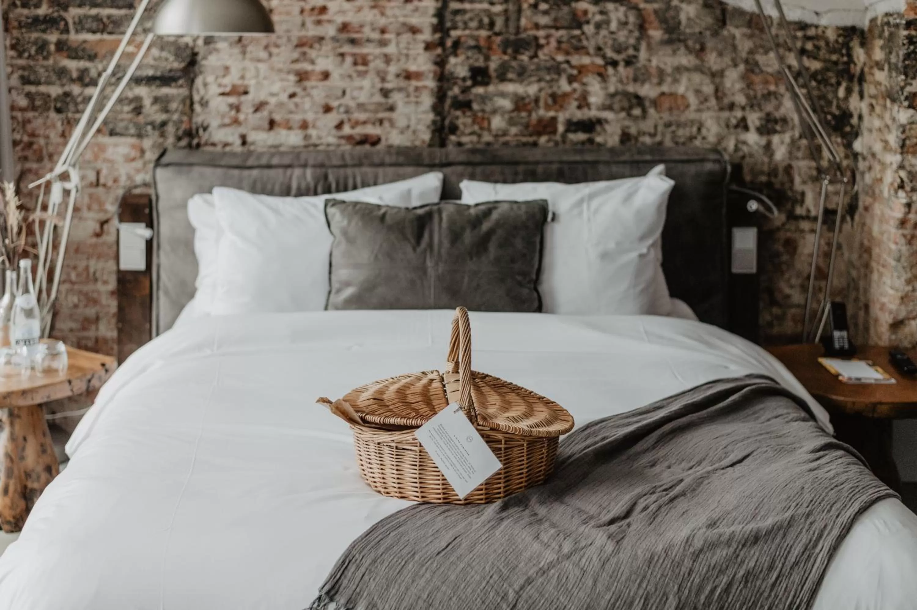 Breakfast, Bed in Mother Goose Hotel