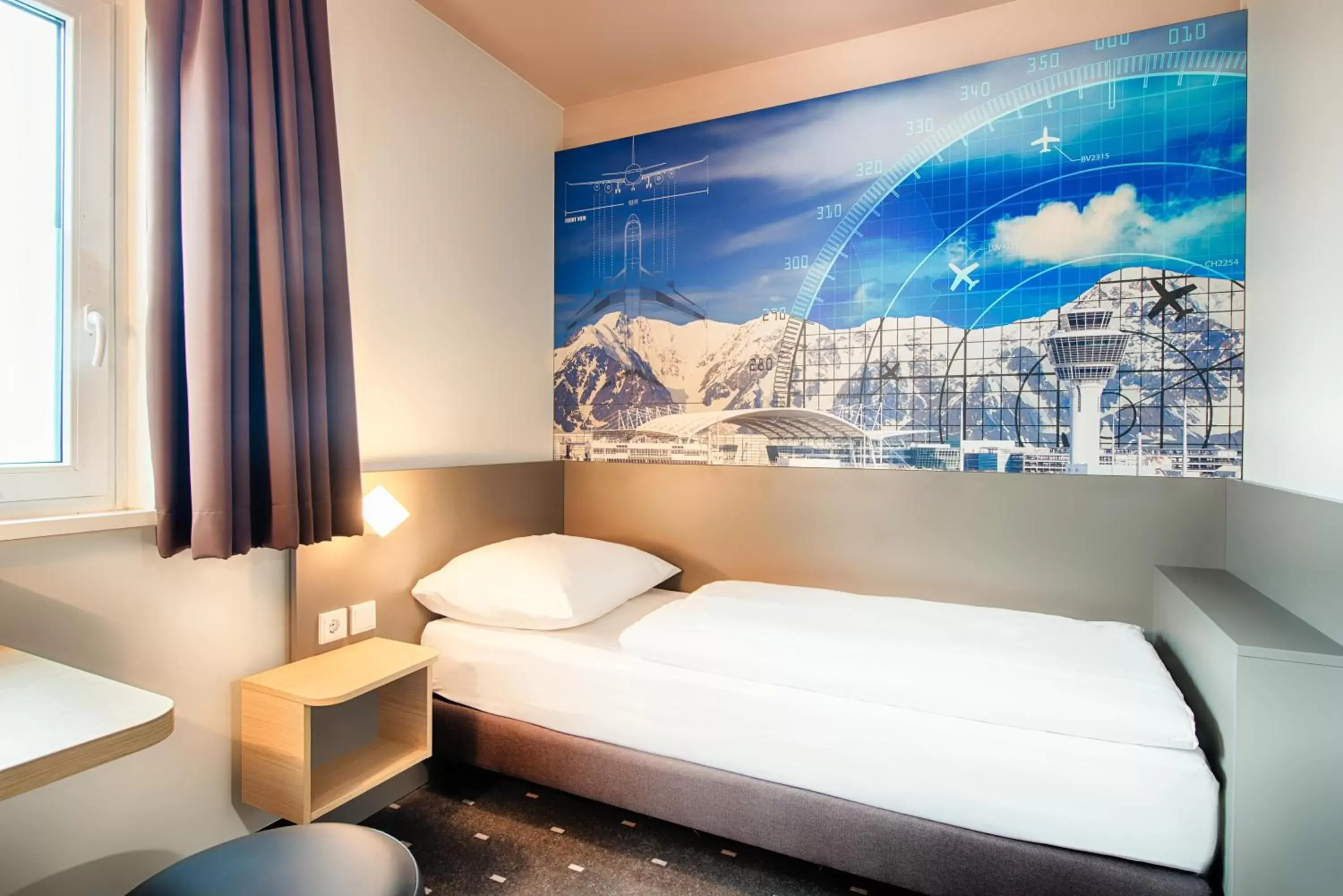 Photo of the whole room, Bed in B&B Hotel München Airport