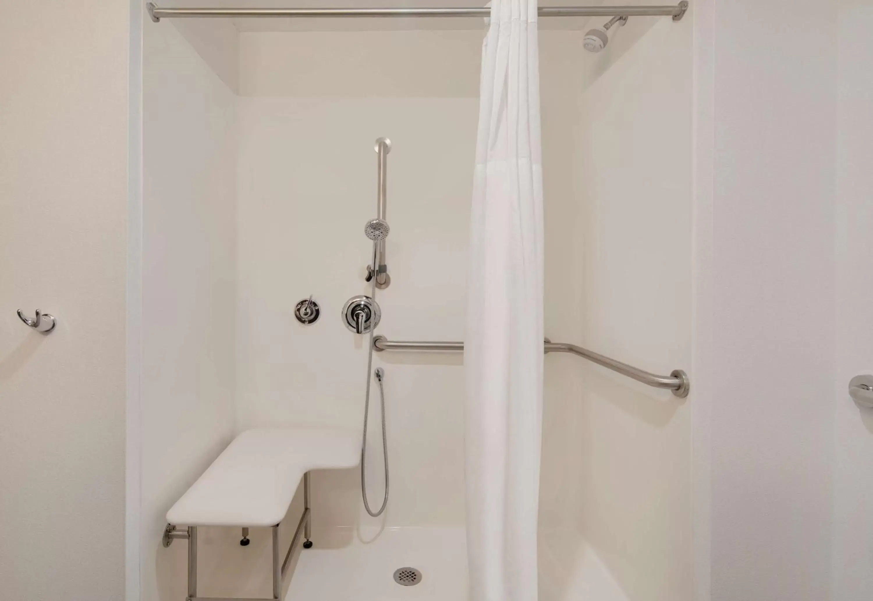 Bathroom in Hampton Inn & Suites D'Iberville Biloxi