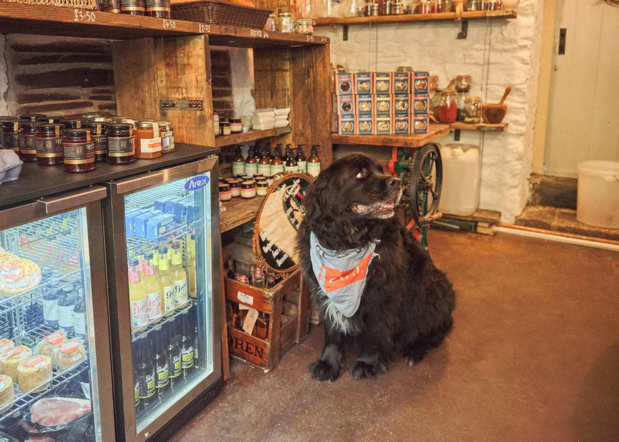 On-site shops in The Old Ferry Inn