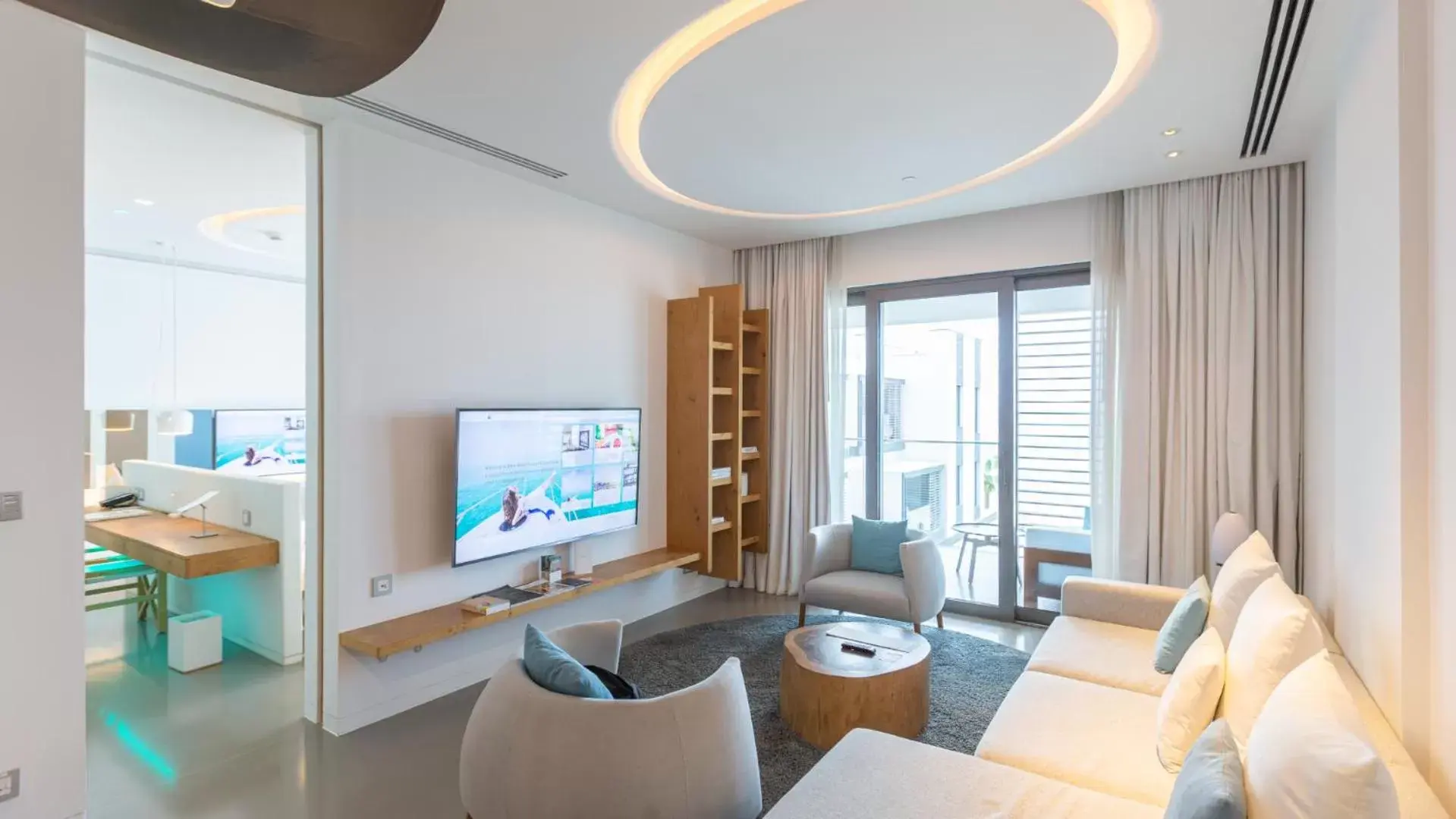 Living room, Seating Area in Nikki Beach Resort & Spa Dubai
