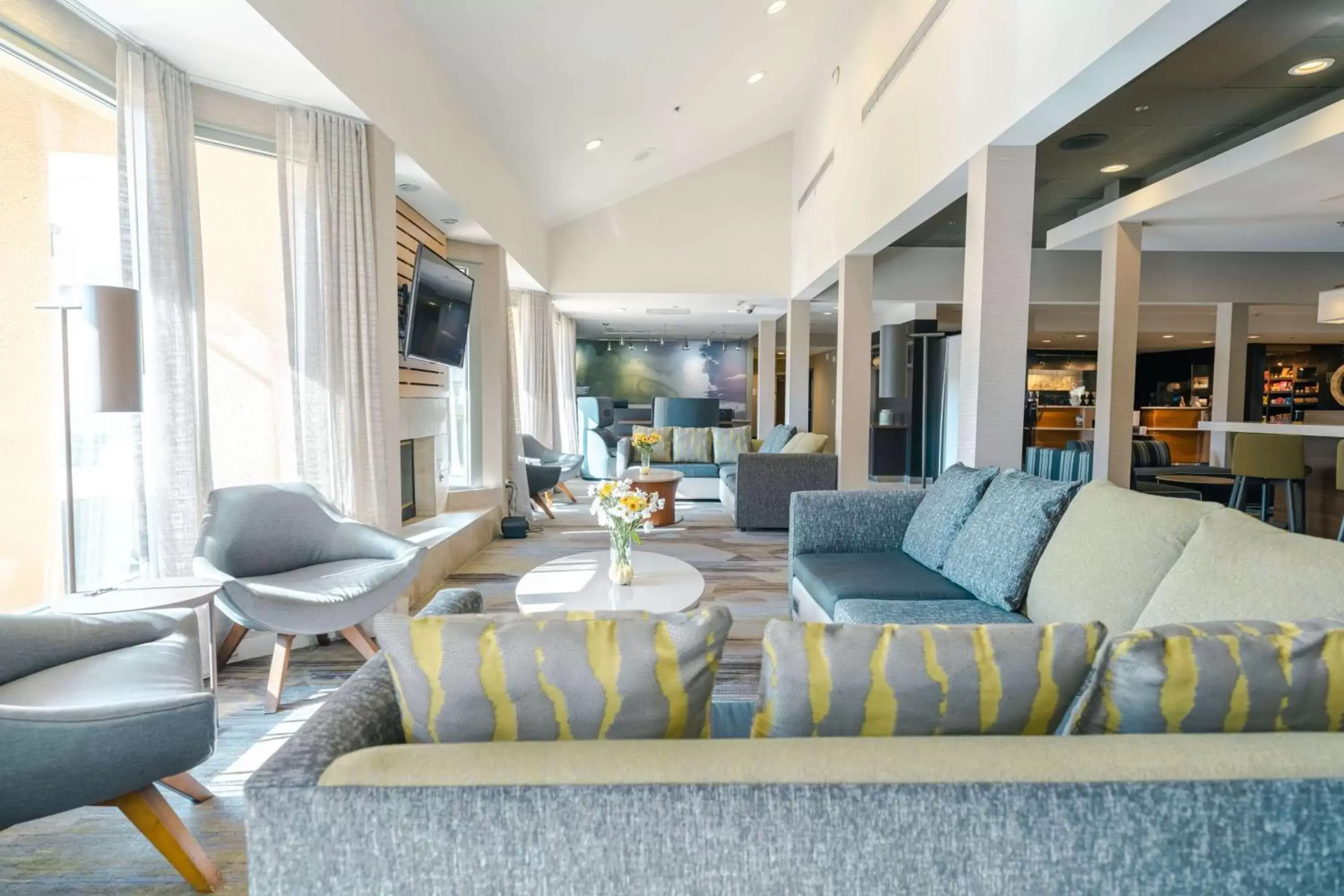 Lobby or reception in Sonesta Select Camarillo Lobby or reception in Sonesta Select Camarillo