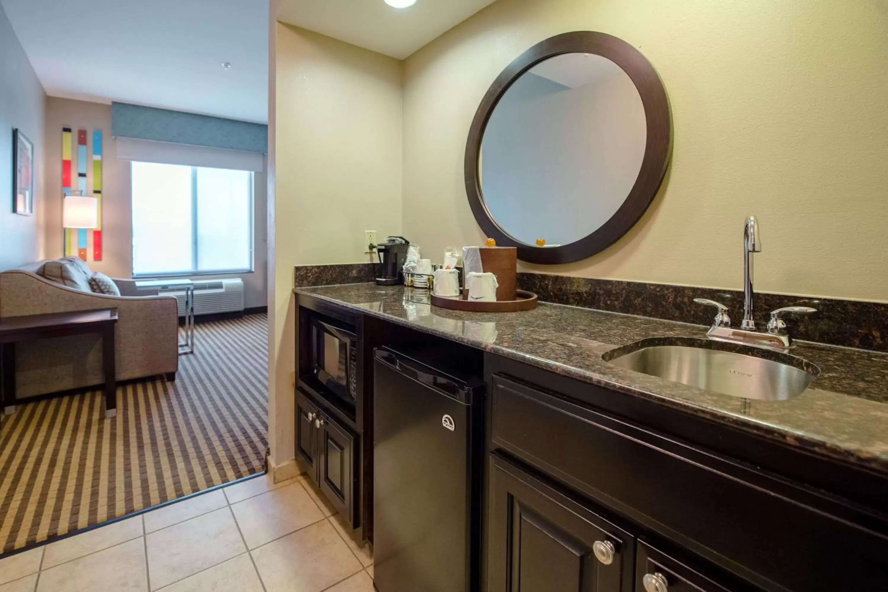 Photo of the whole room, Bathroom in Hampton Inn & Suites Port Arthur
