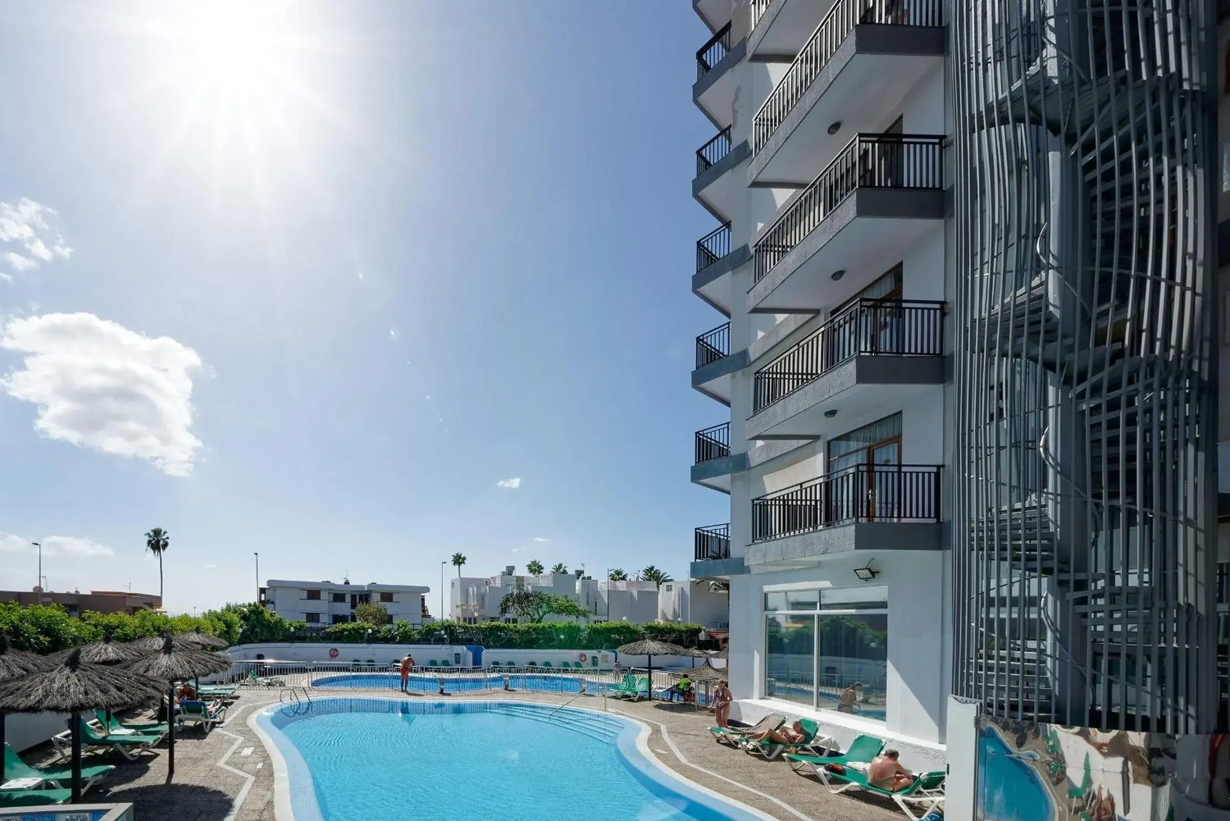 Swimming Pool in Relaxia Beverly Park