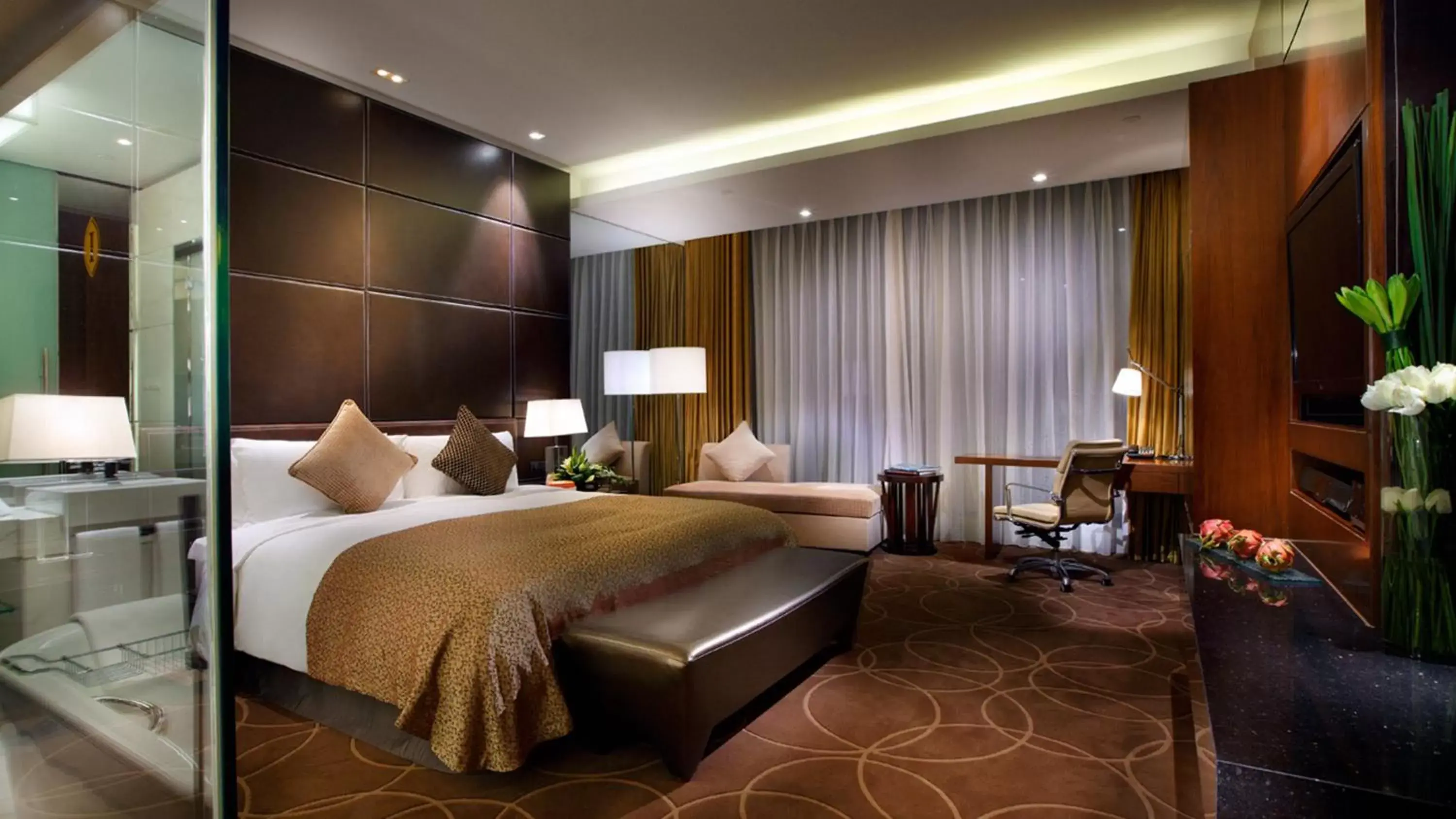 Photo of the whole room in InterContinental Nanjing, an IHG Hotel