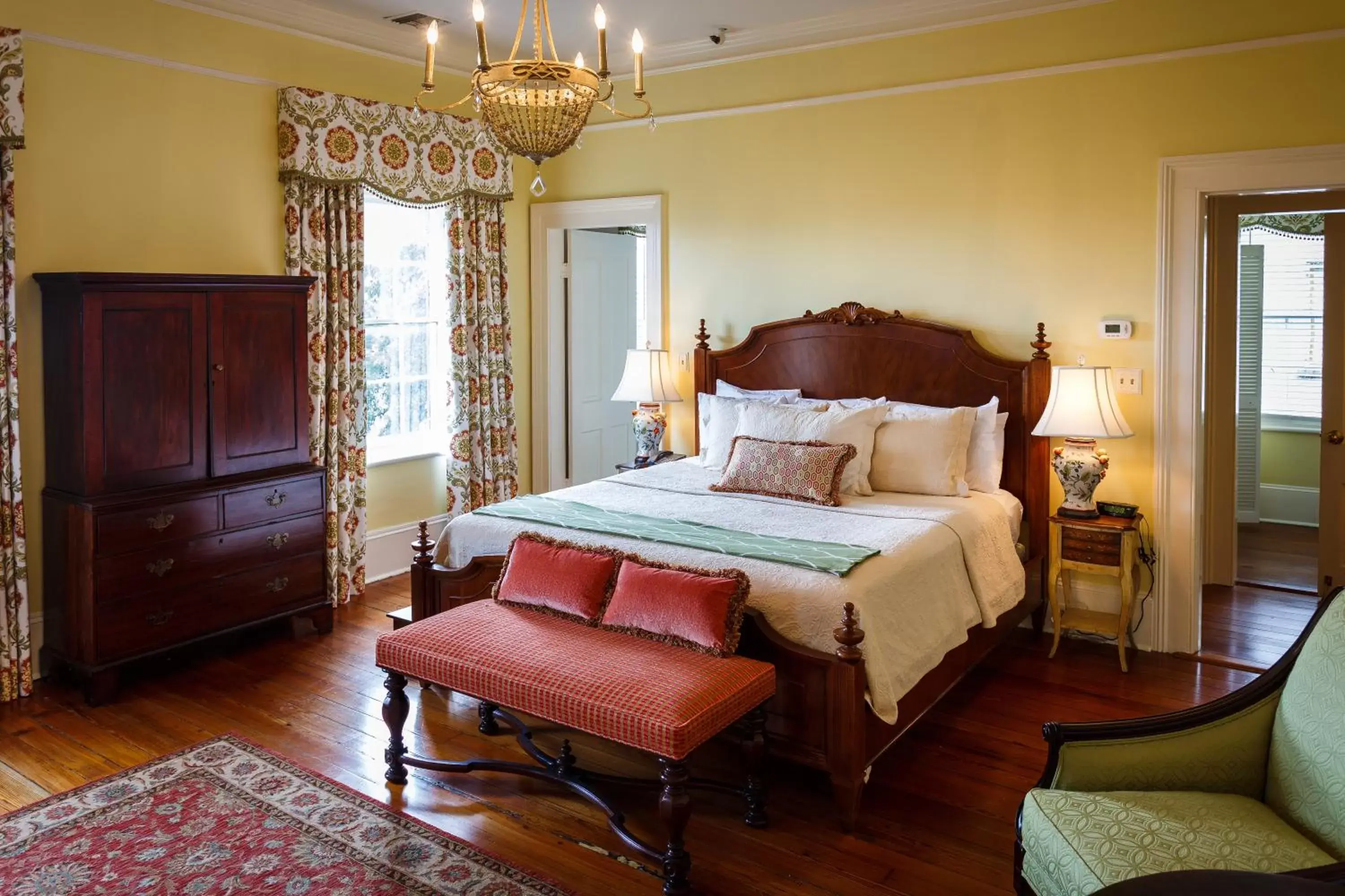 Sheftall-Sheftall Room - Grand Superior King with Balcony in The Gastonian, Historic Inns of Savannah Collection