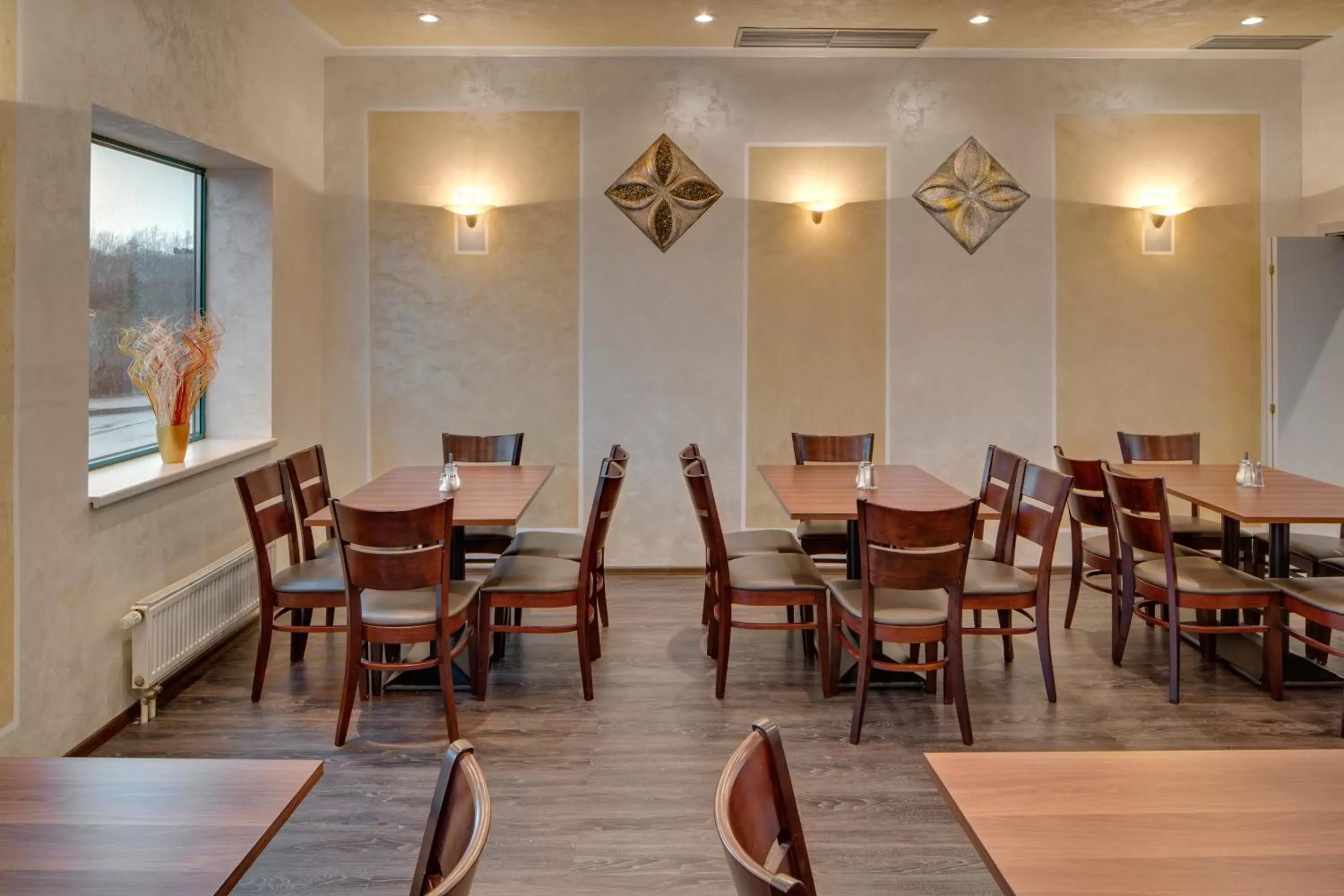 Restaurant/places to eat in Amedia Express Prague, Trademark Collection by Wyndham Restaurant/places to eat in Amedia Express Prague, Trademark Collection by Wyndham