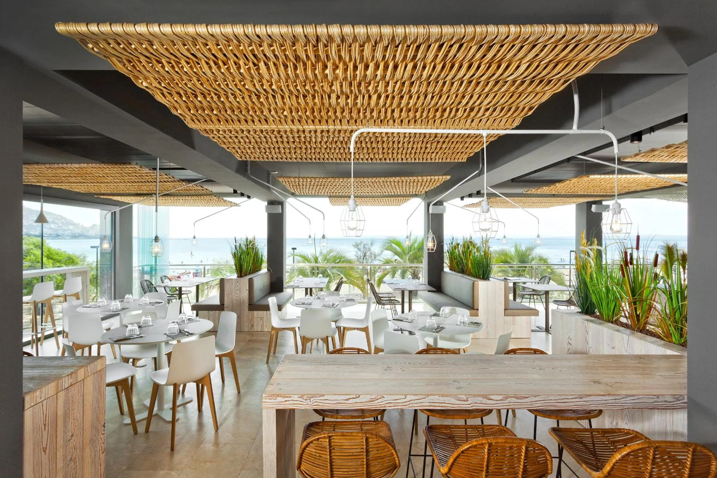 Restaurant/places to eat in Hotel Maritim 4 Superior