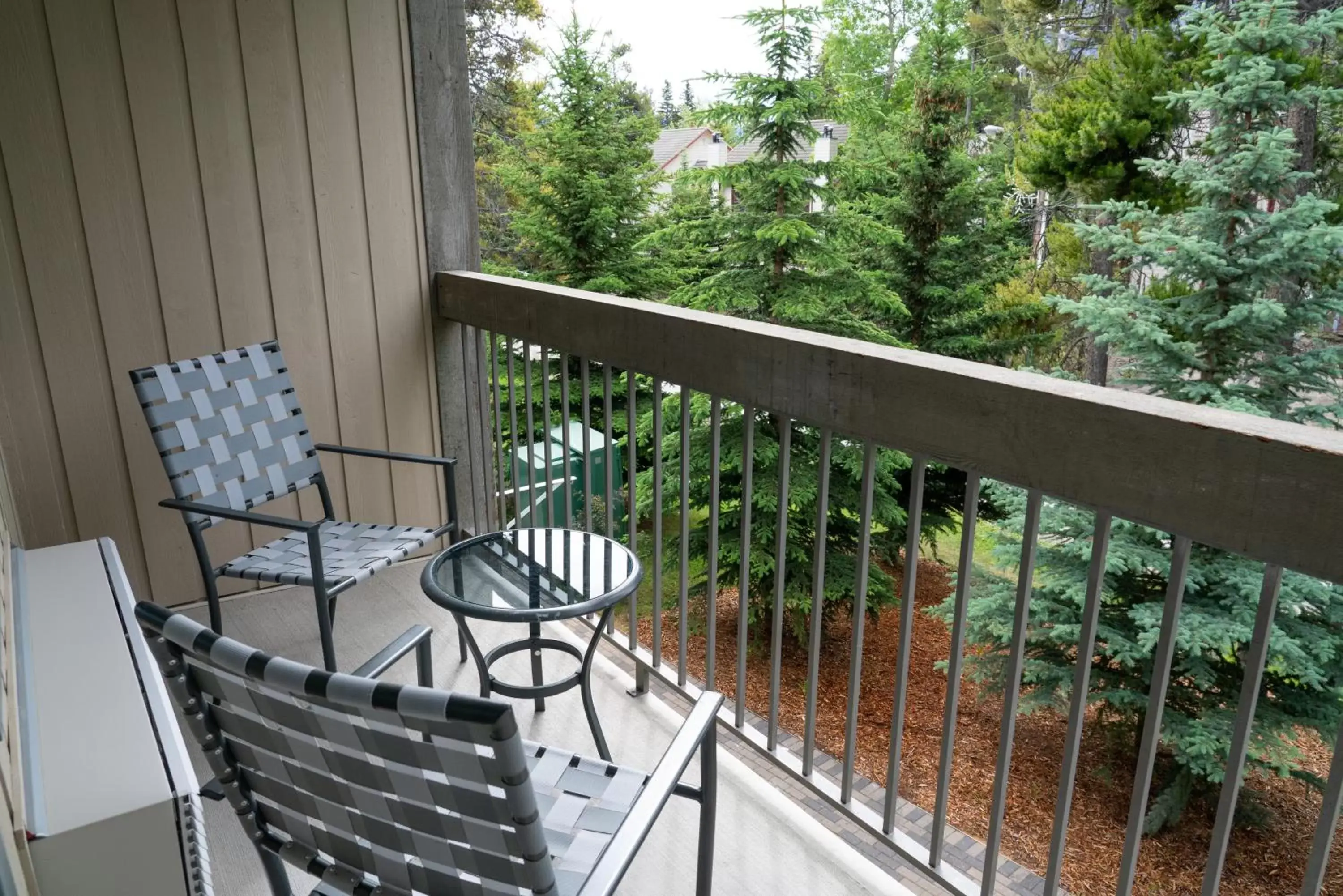 View (from property/room), Balcony/Terrace in Tunnel Mountain Resort