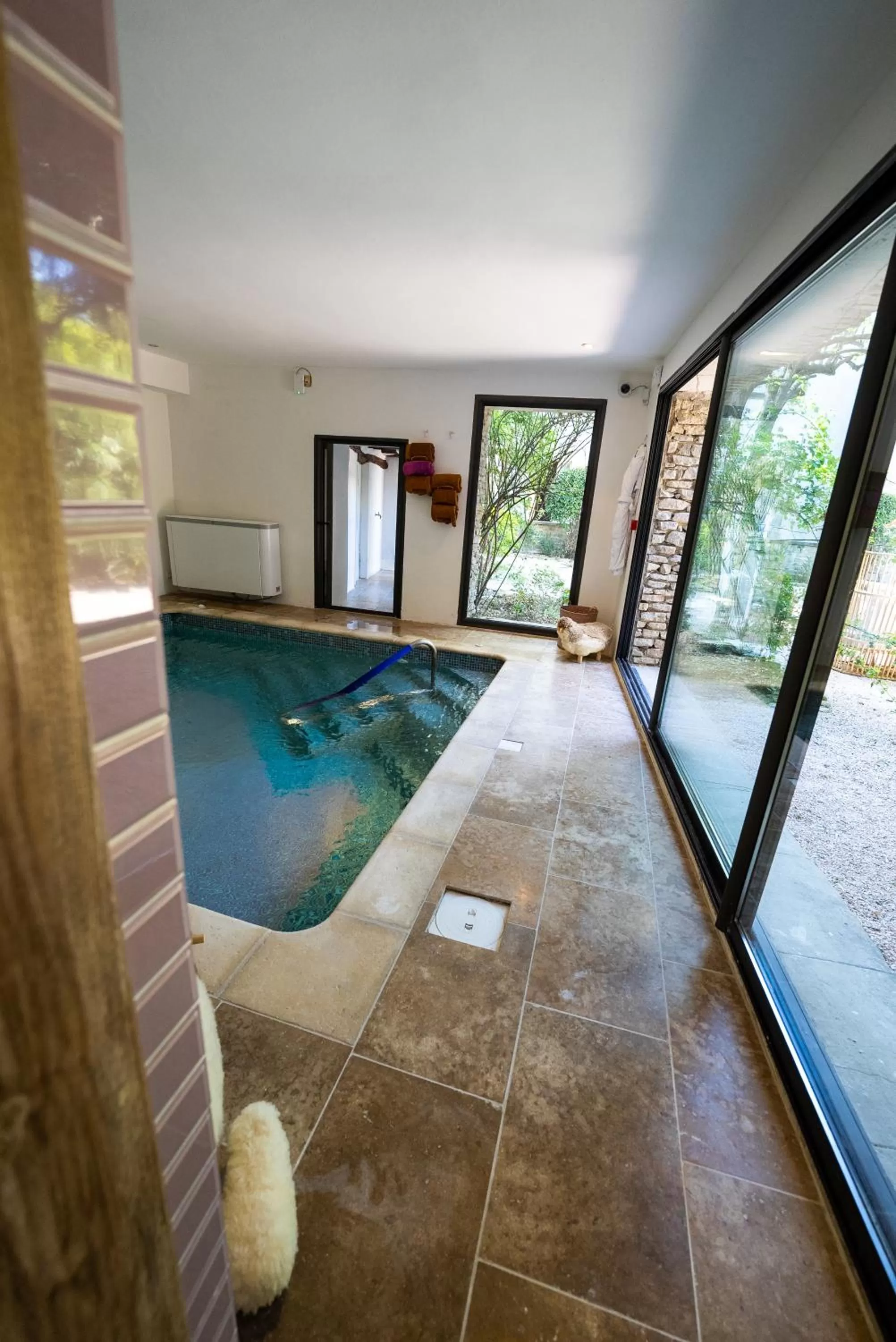 Swimming pool in Le Clos Violette et Le 11 D'Aglaé - Hôtel de Charme Design de Luxe