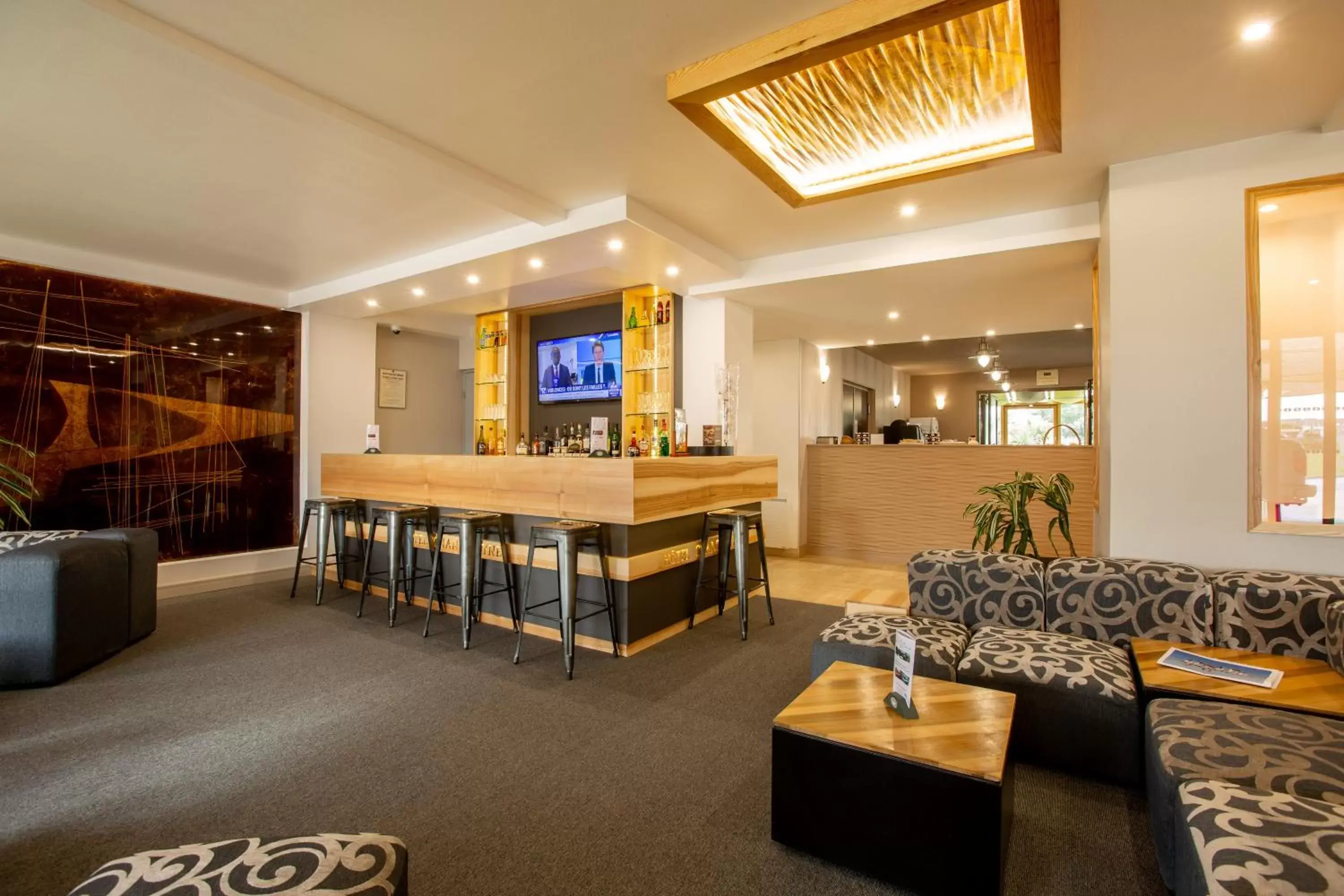 Lobby or reception, Lounge/Bar in Hotel Chantereyne