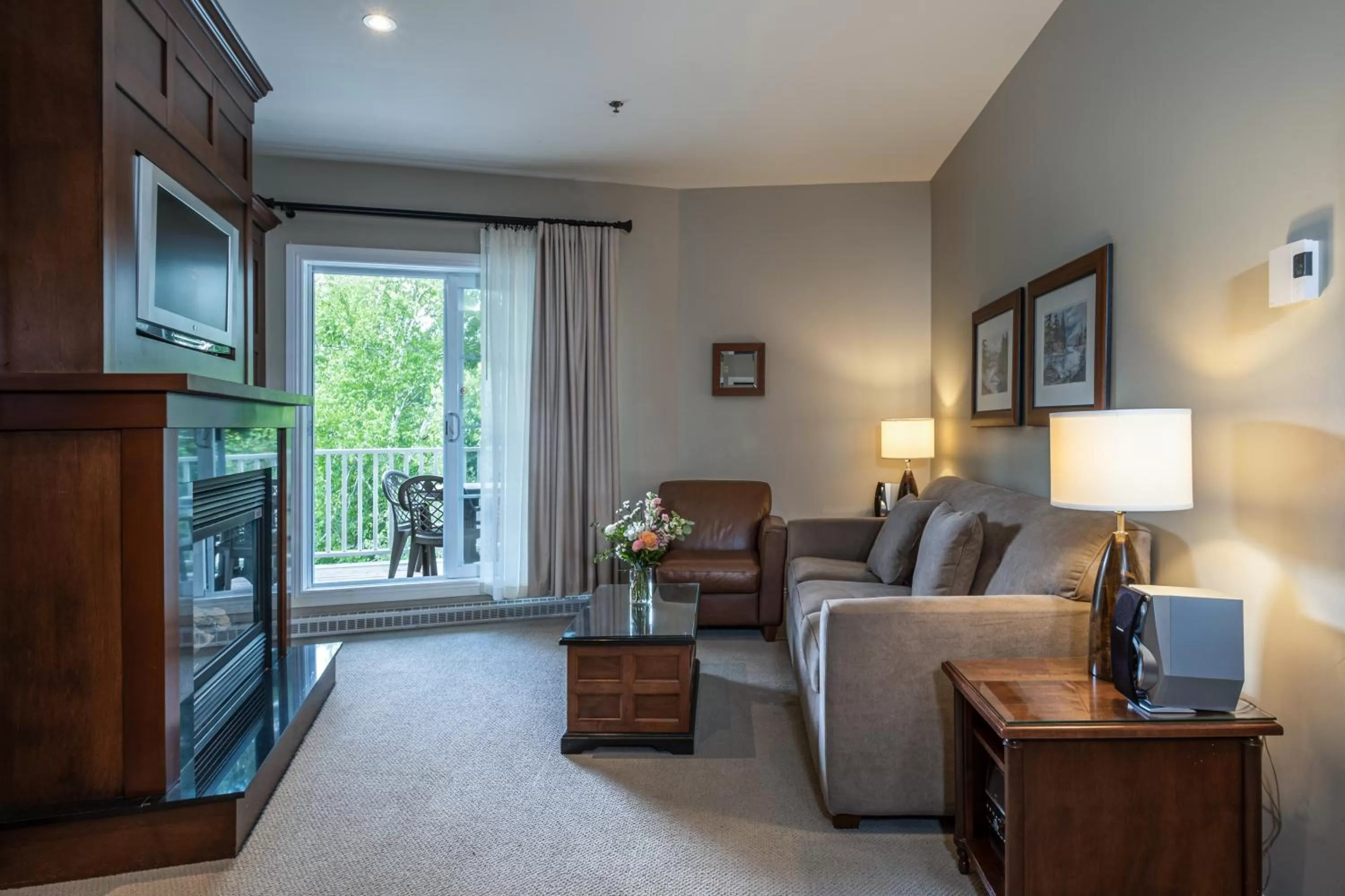 Two-Bedroom Family Suite in Château Beauvallon