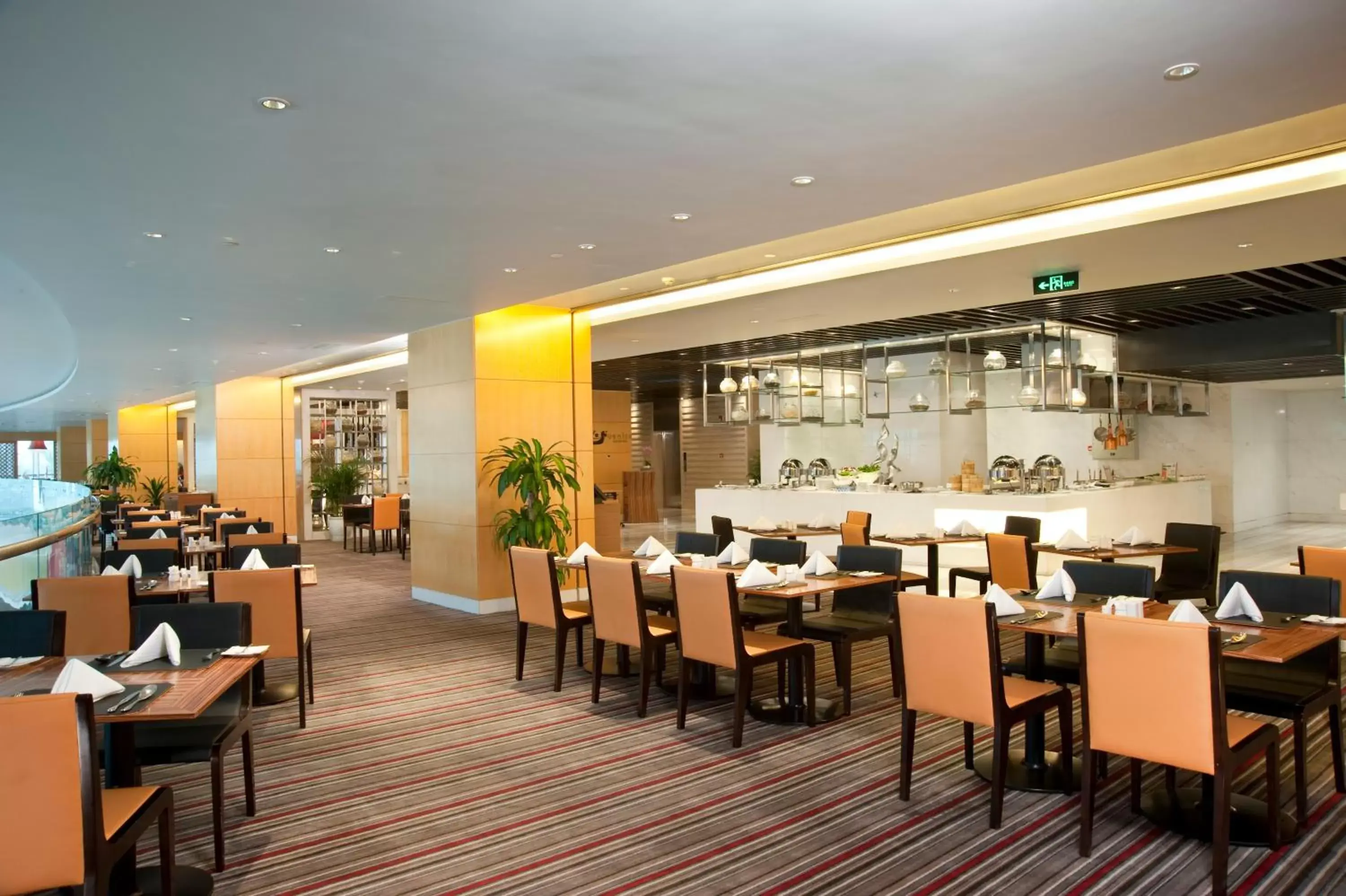 Coffee/tea facilities, Restaurant/Places to Eat in Holiday Inn Tianjin Riverside, an IHG Hotel