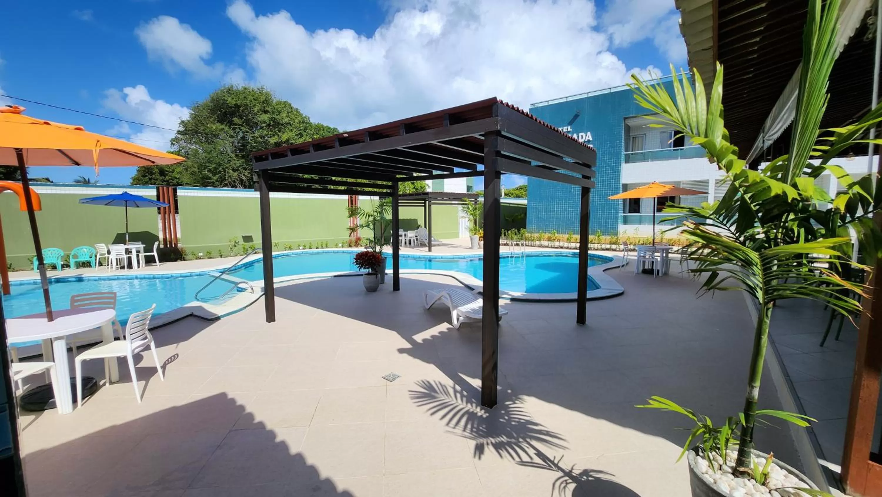 Pool view in Hotel Enseada dos Corais