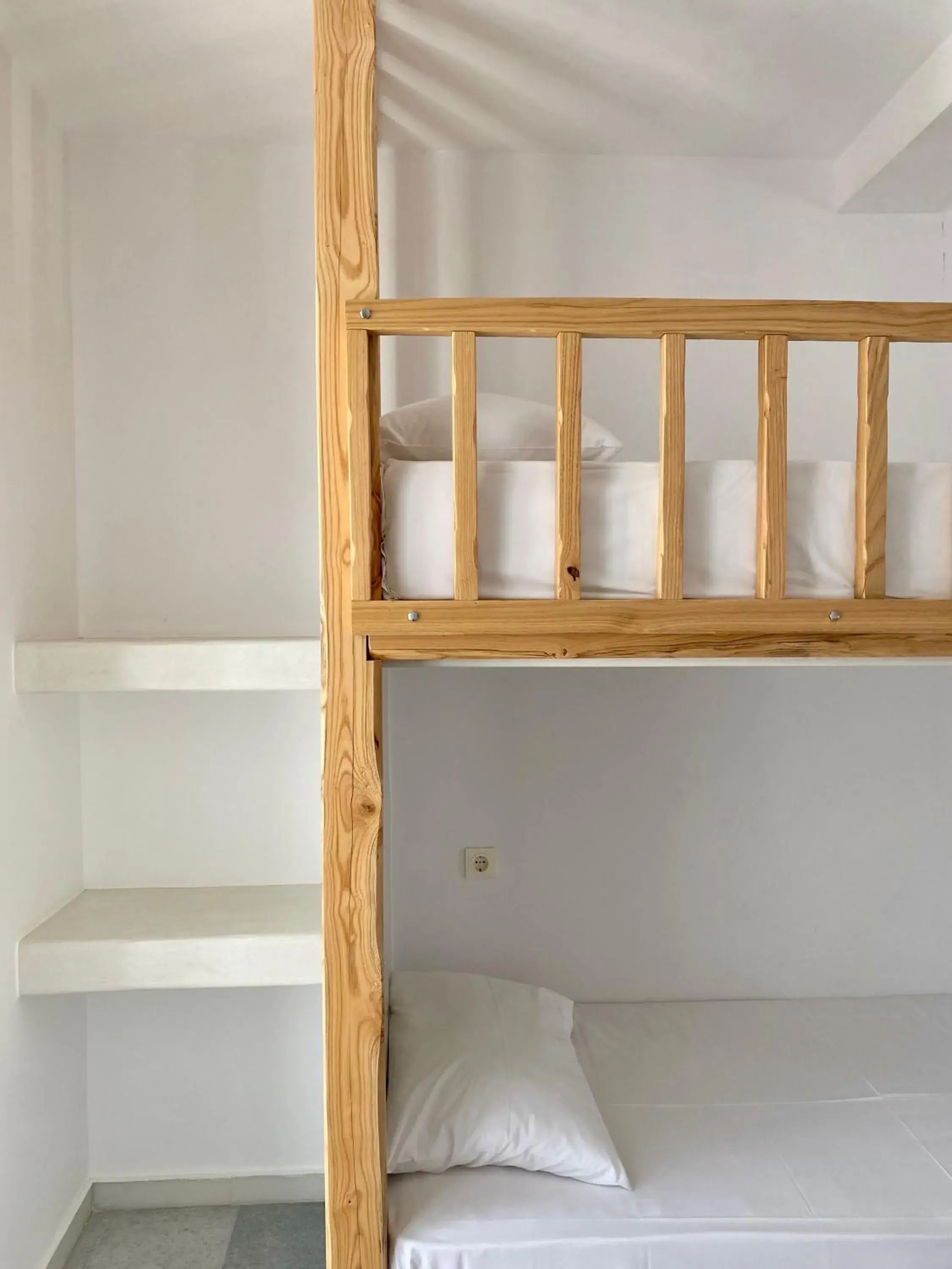 Bunk Bed in Fikas Hotel