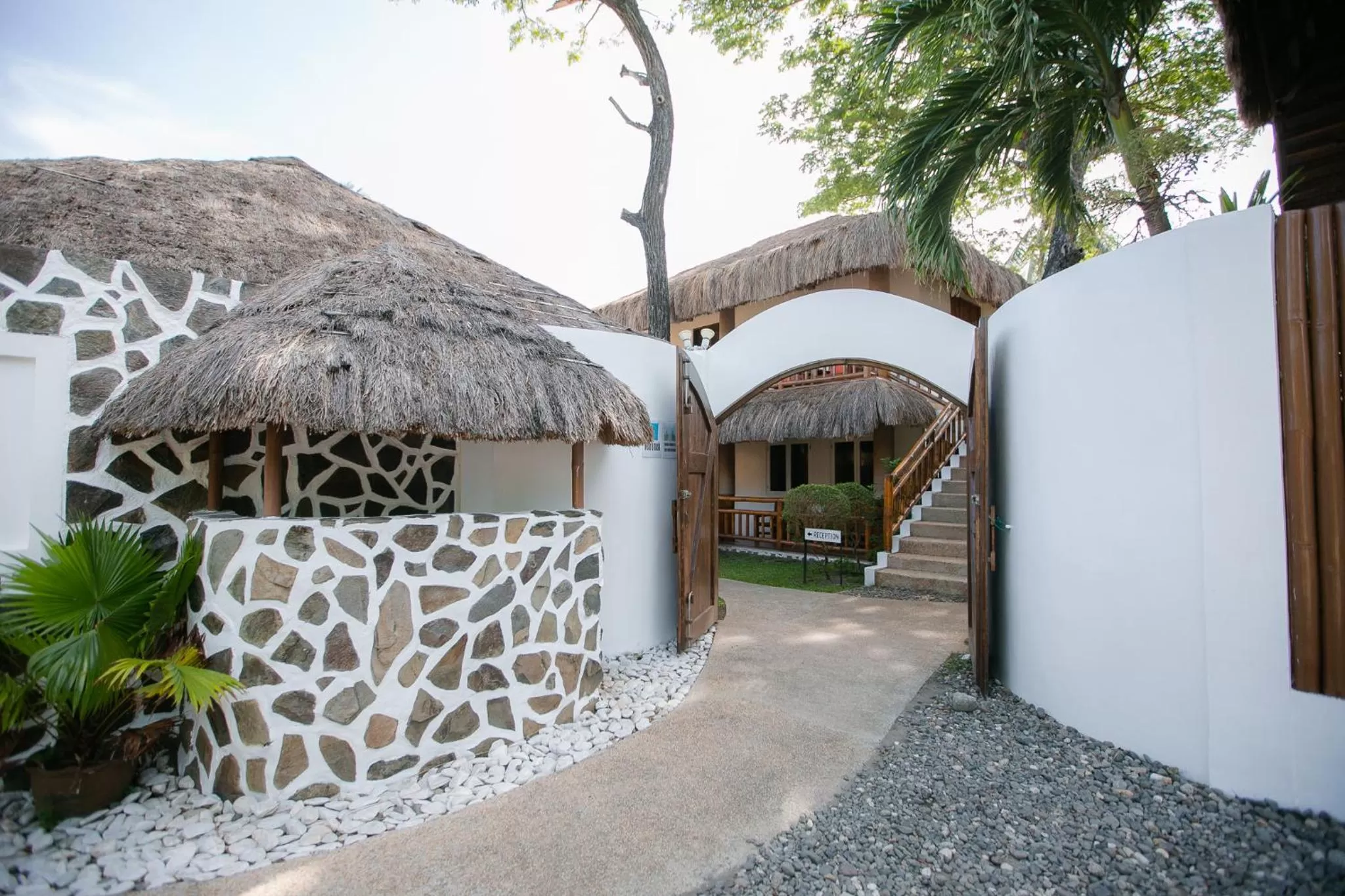 Property building in Kav&#x27;s Beach Resort