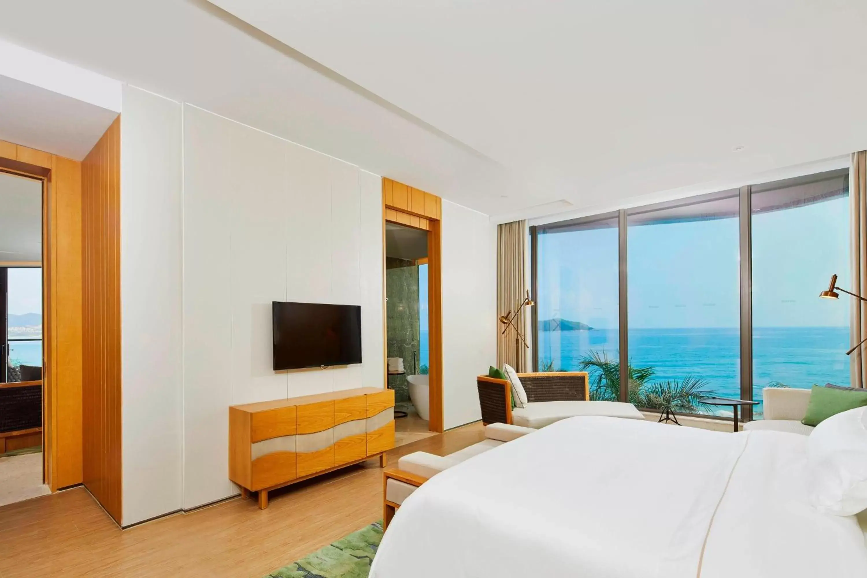 Bedroom in The Westin Shimei Bay Resort