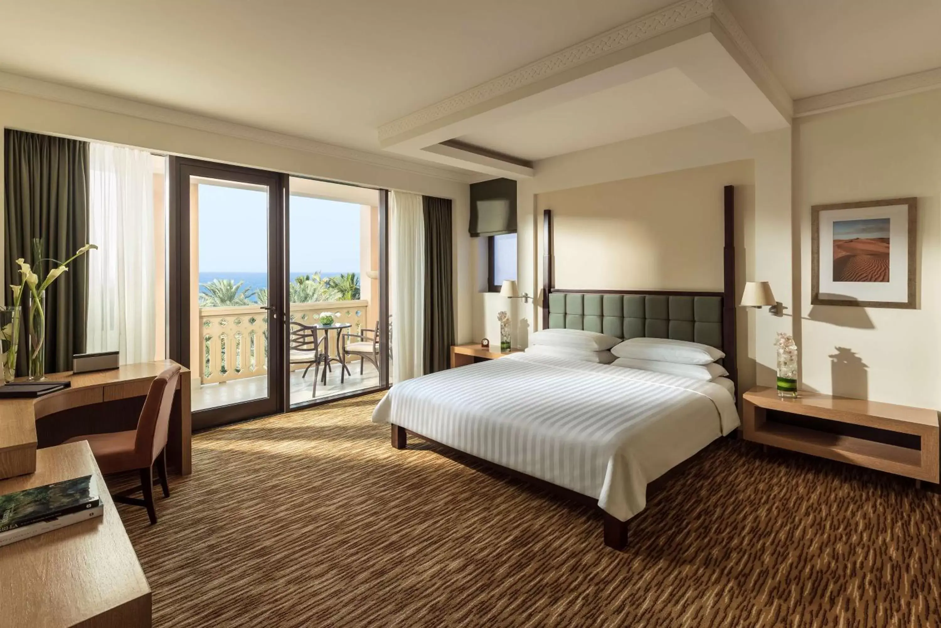 Photo of the whole room, Bed in Shangri-La Barr Al Jissah, Muscat