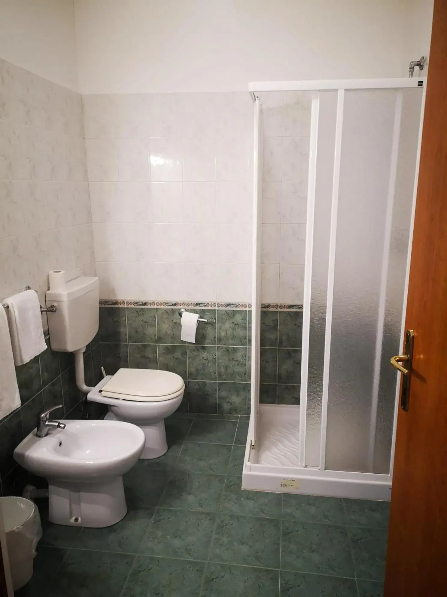 Bathroom in Hotel Cavour Resort