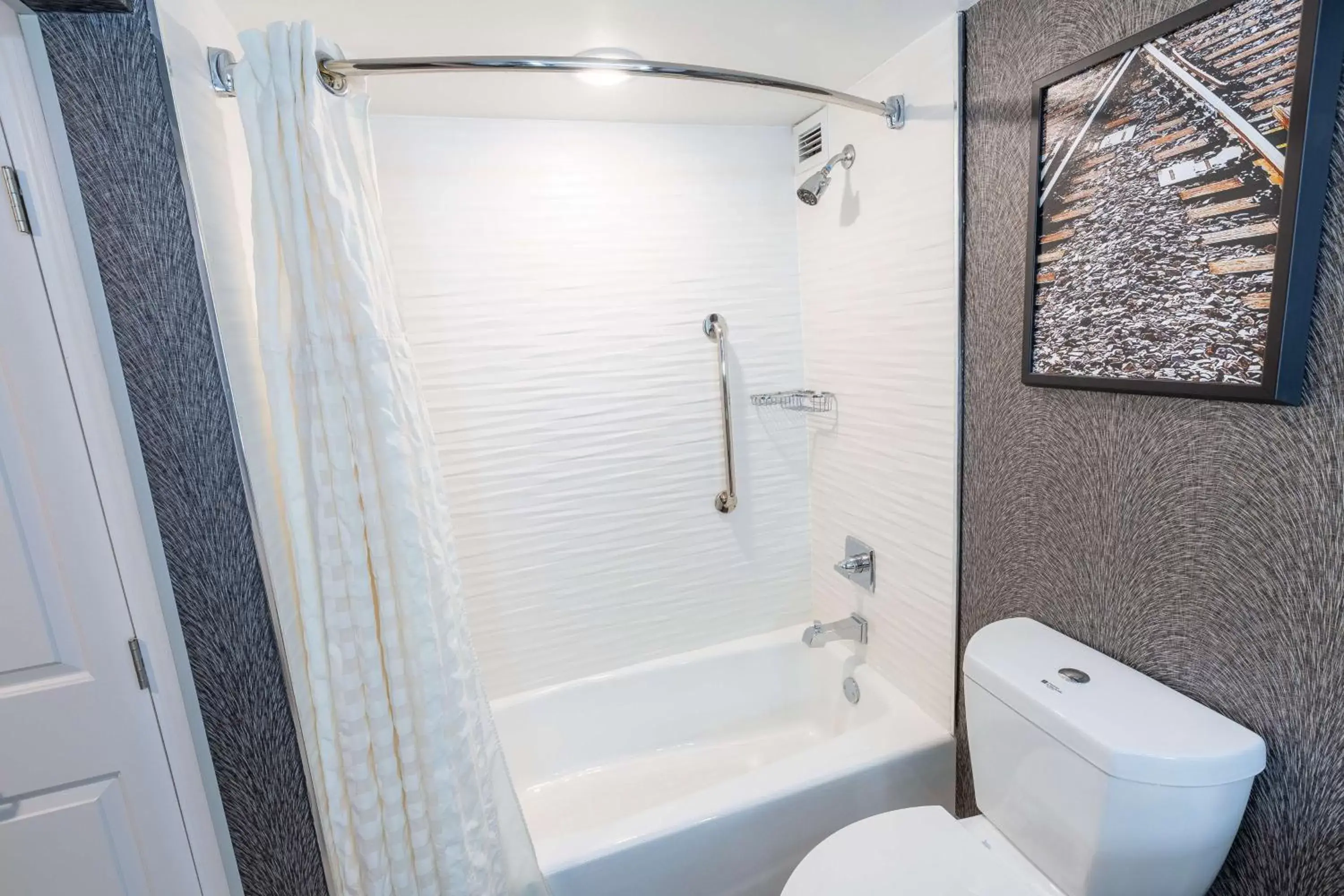Bathroom in DoubleTree by Hilton Dallas/Richardson